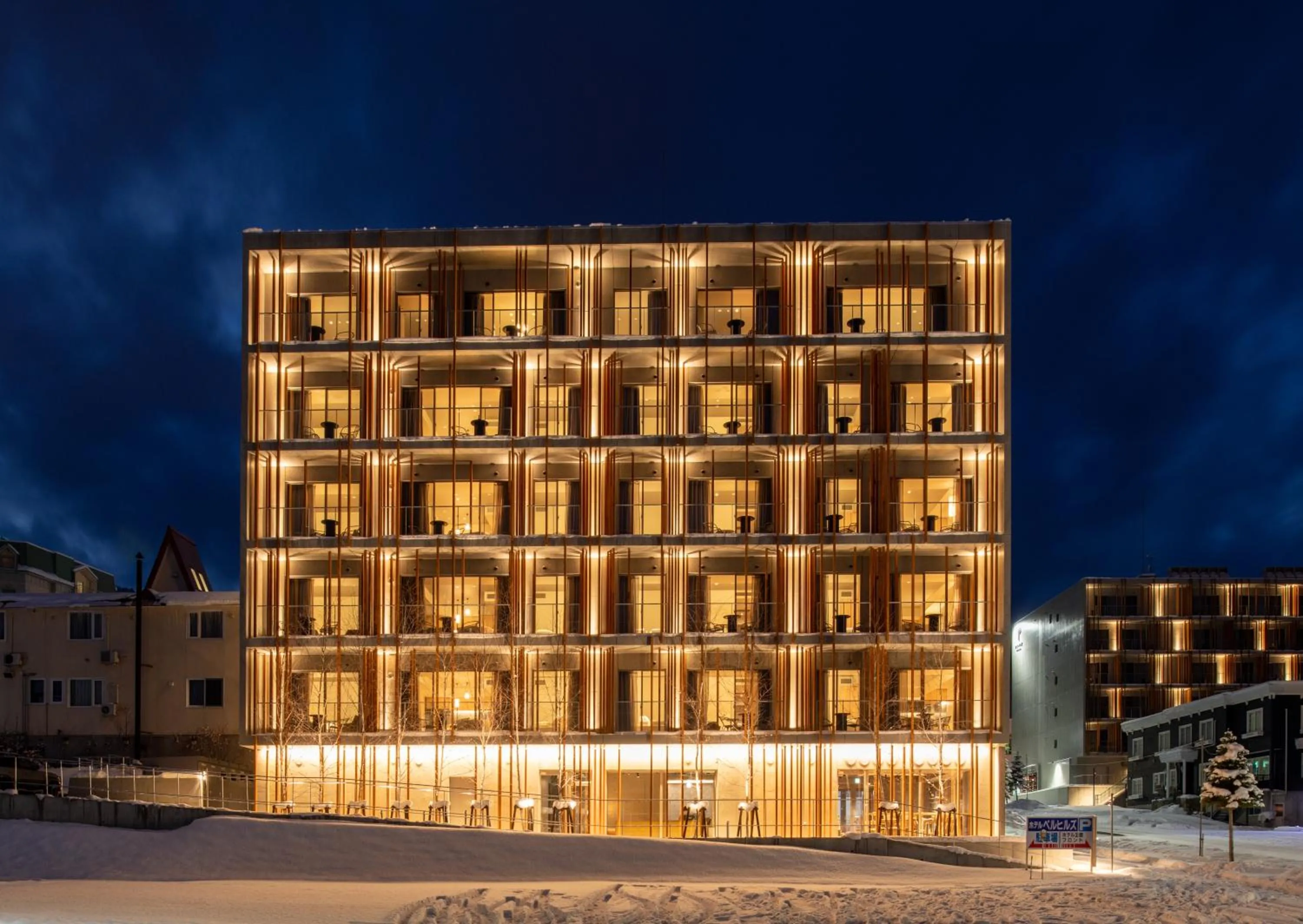 Property building in Fenix West