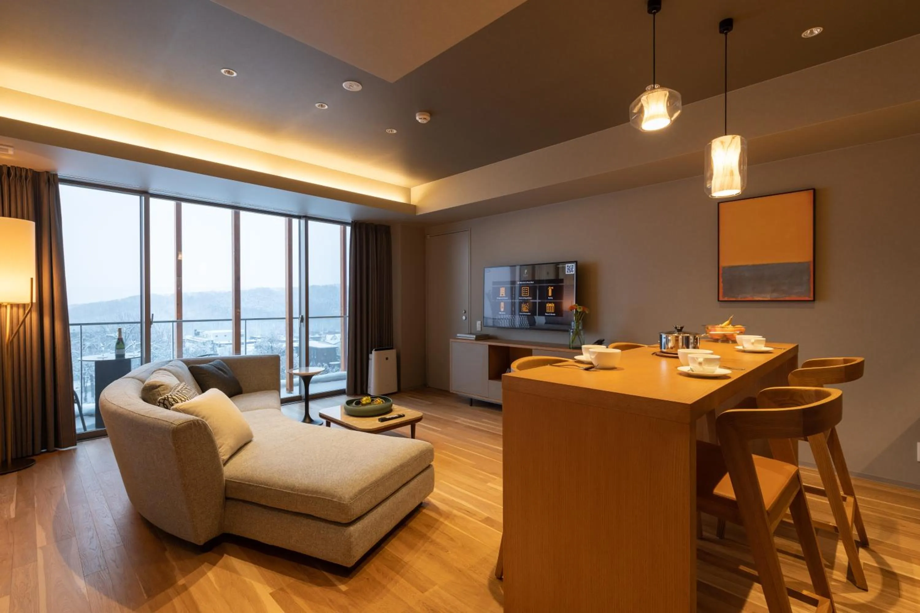 TV and multimedia in Fenix West