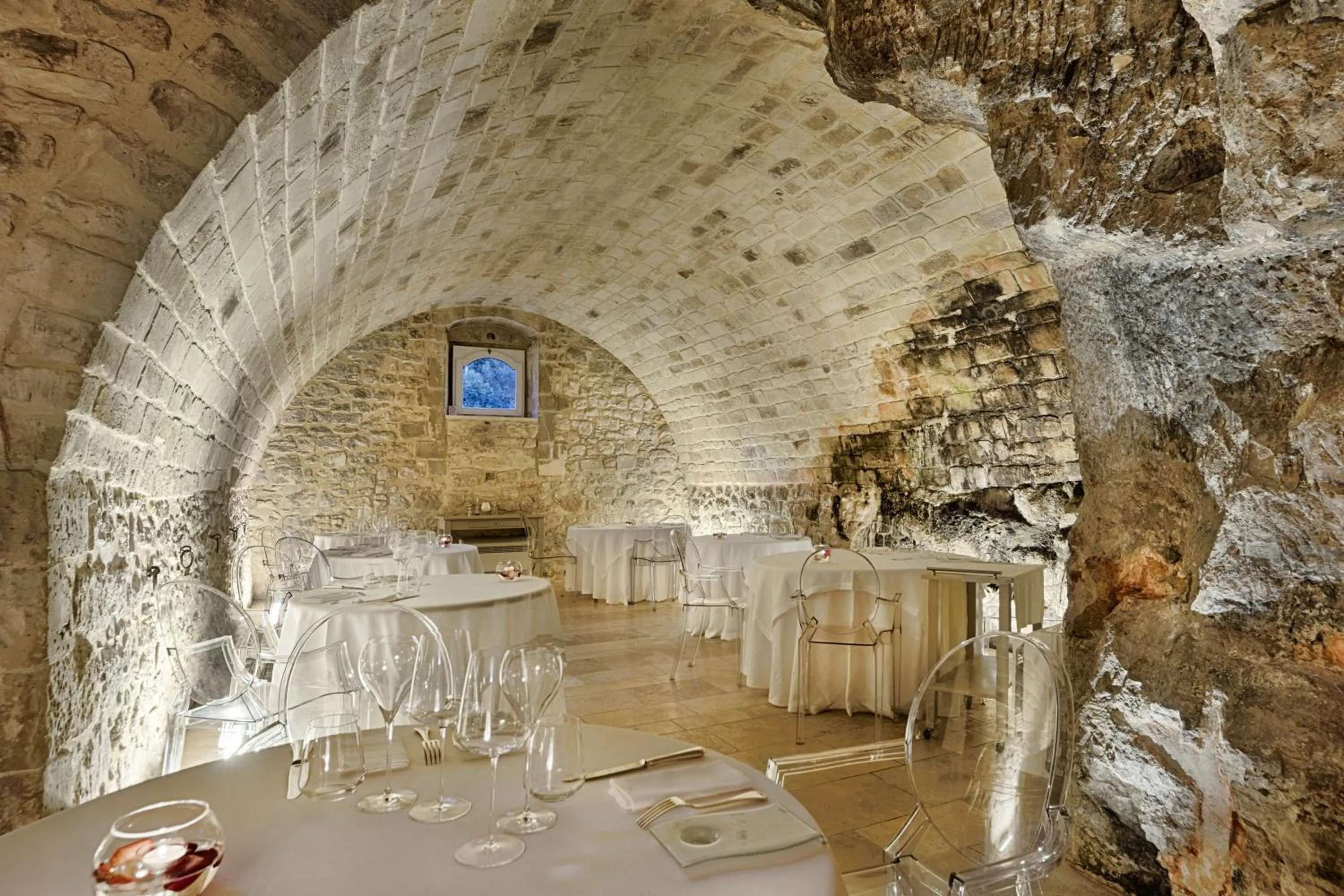 Restaurant/places to eat in Locanda Don Serafino Historical Boutique Hotel