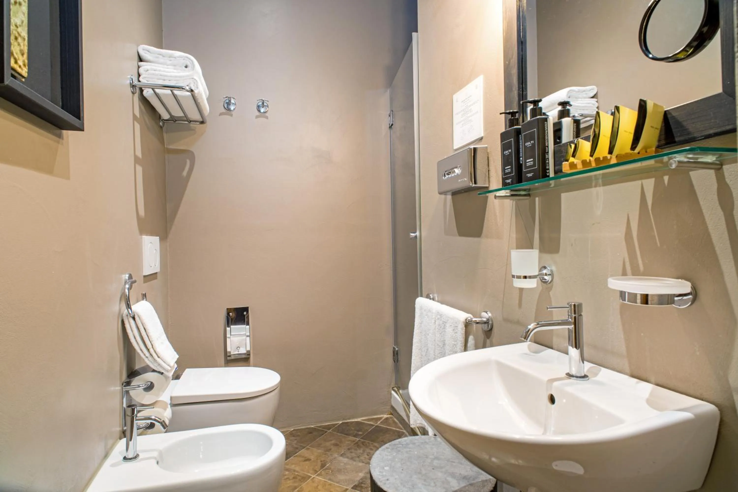 Bathroom in Locanda Don Serafino Historical Boutique Hotel