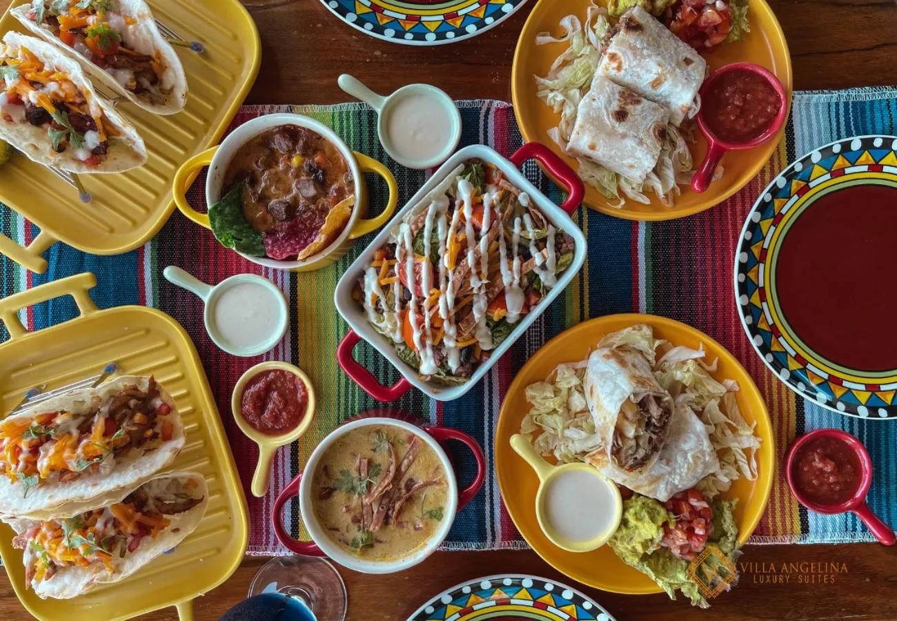 Restaurant/places to eat in Villa Angelina Luxury Suites