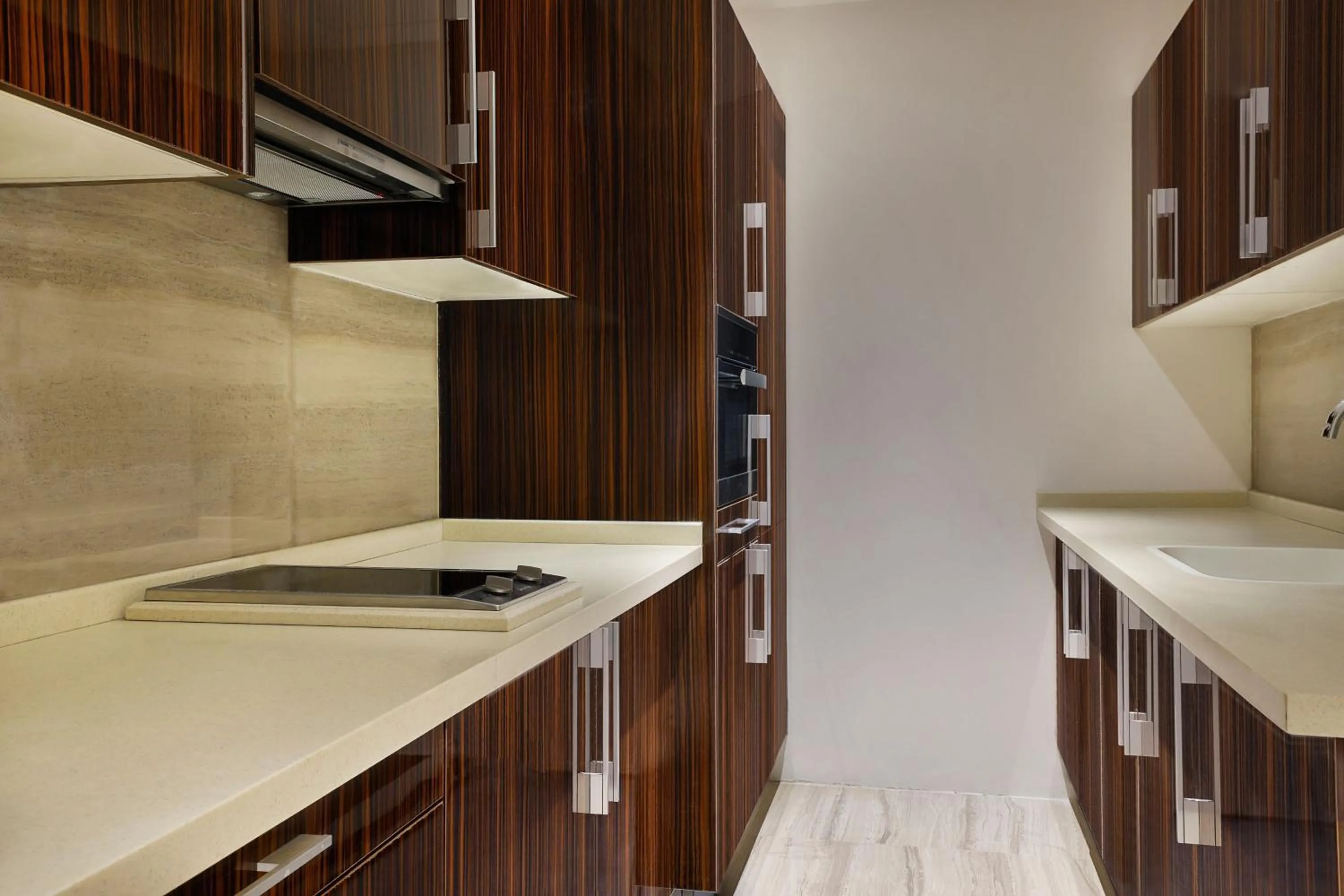 Kitchen or kitchenette in Jeddah Marriott Hotel Madinah Road