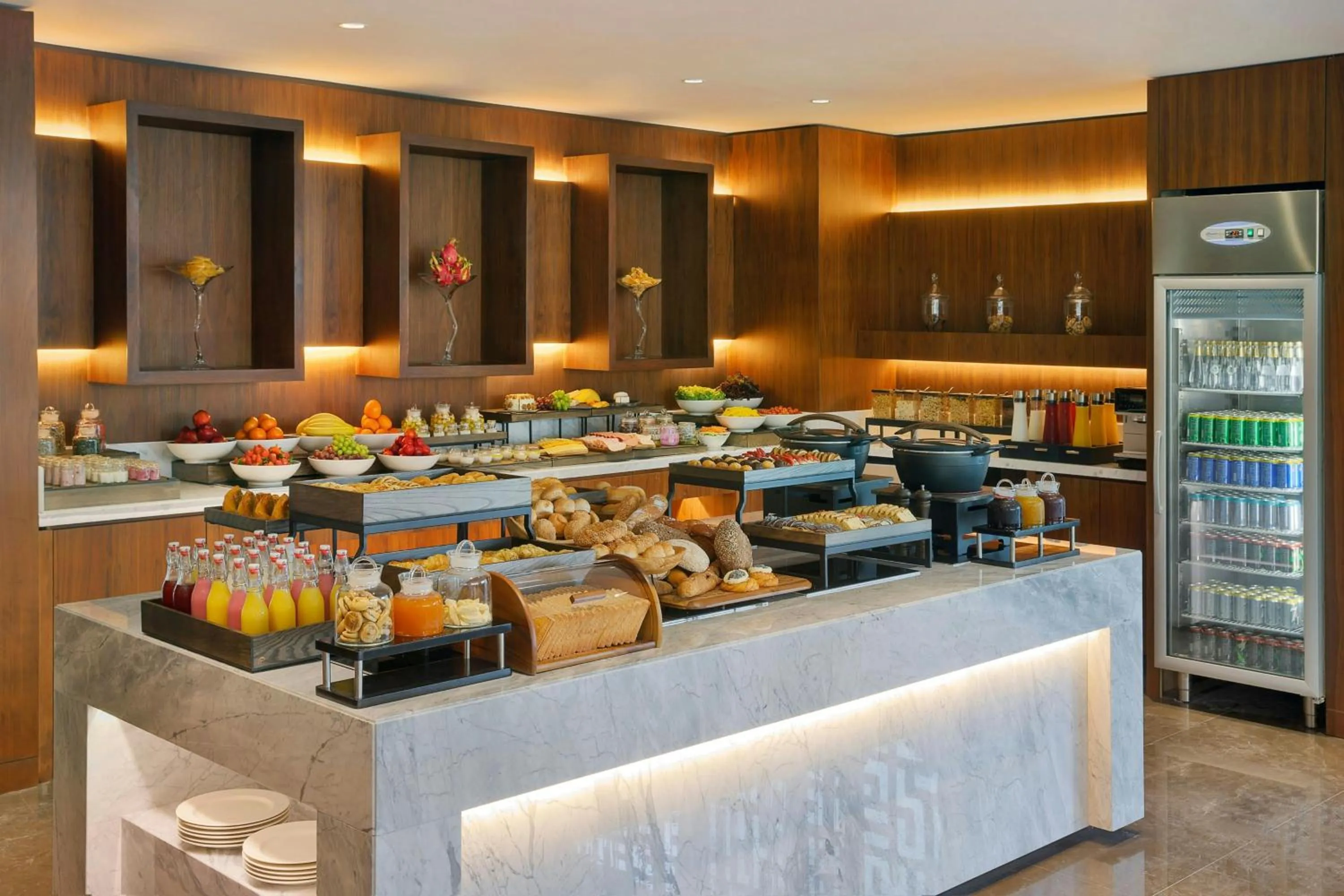 Lounge or bar in Jeddah Marriott Hotel Madinah Road