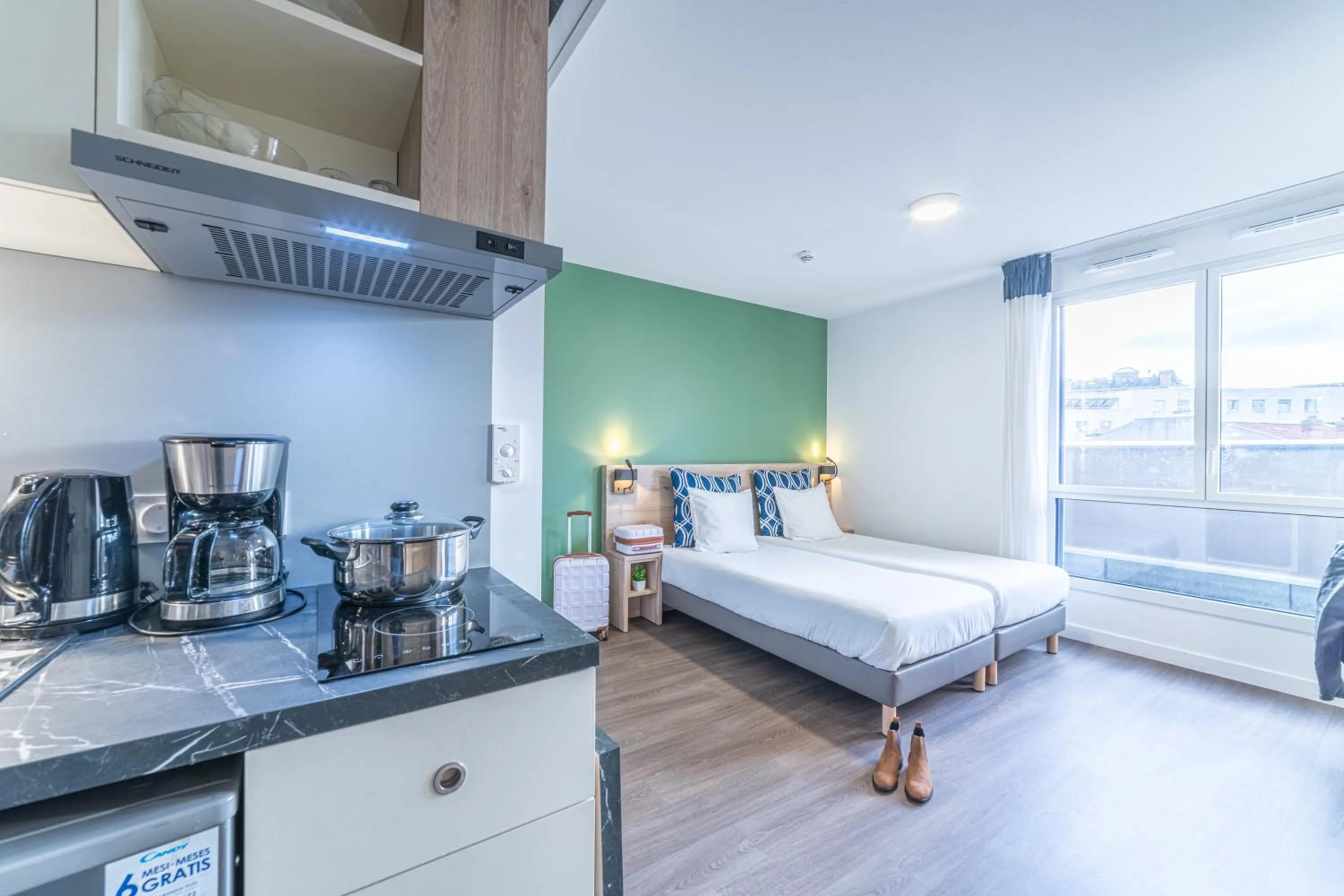 Bed in Break & Home Clermont-Ferrand - Les Carmes Dechaux Appart'Hôtel