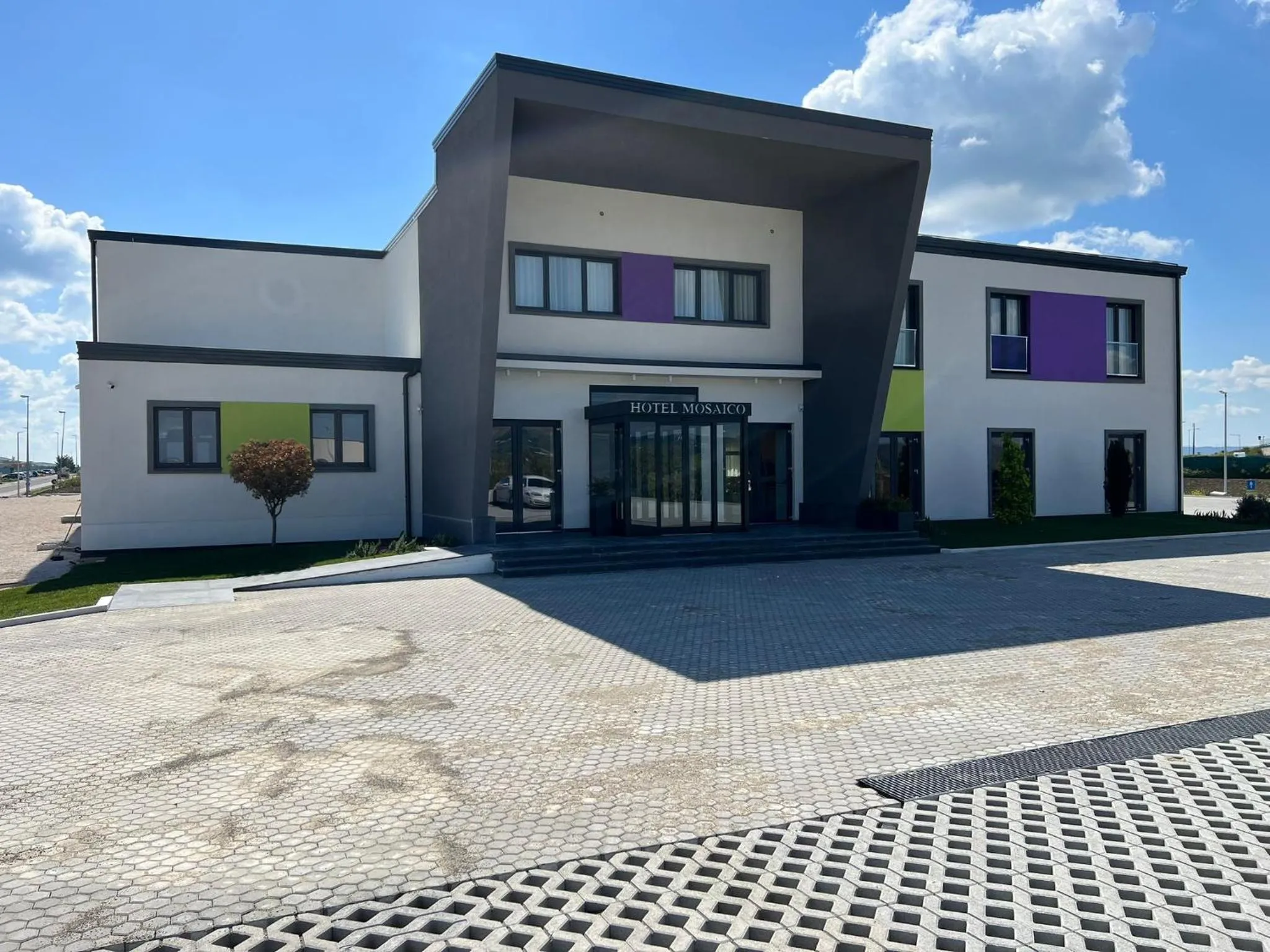 Property building in HOTEL MOSAICO