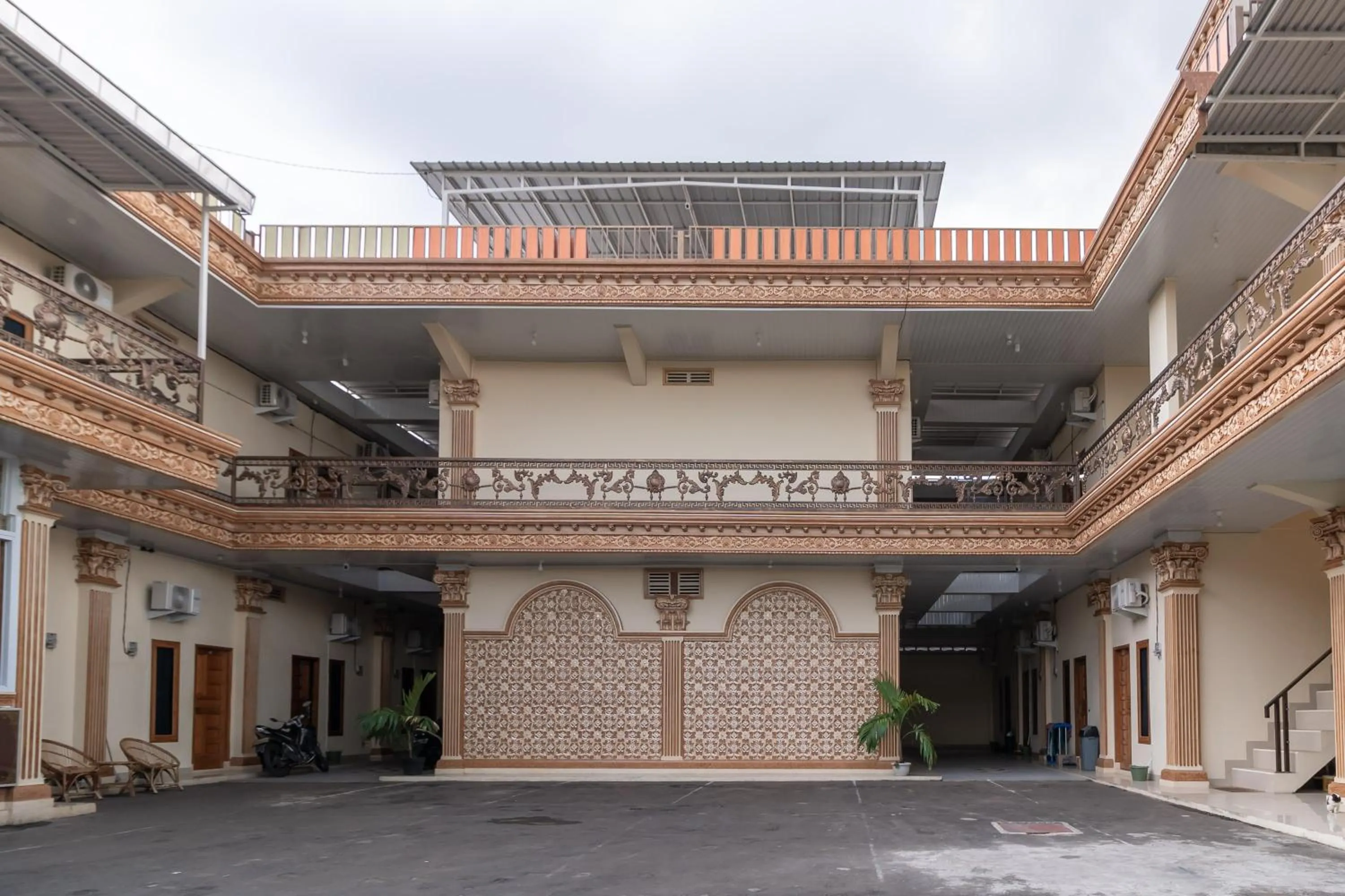 Property building in Urbanview Hotel Salsabilah Palembang by RedDoorz