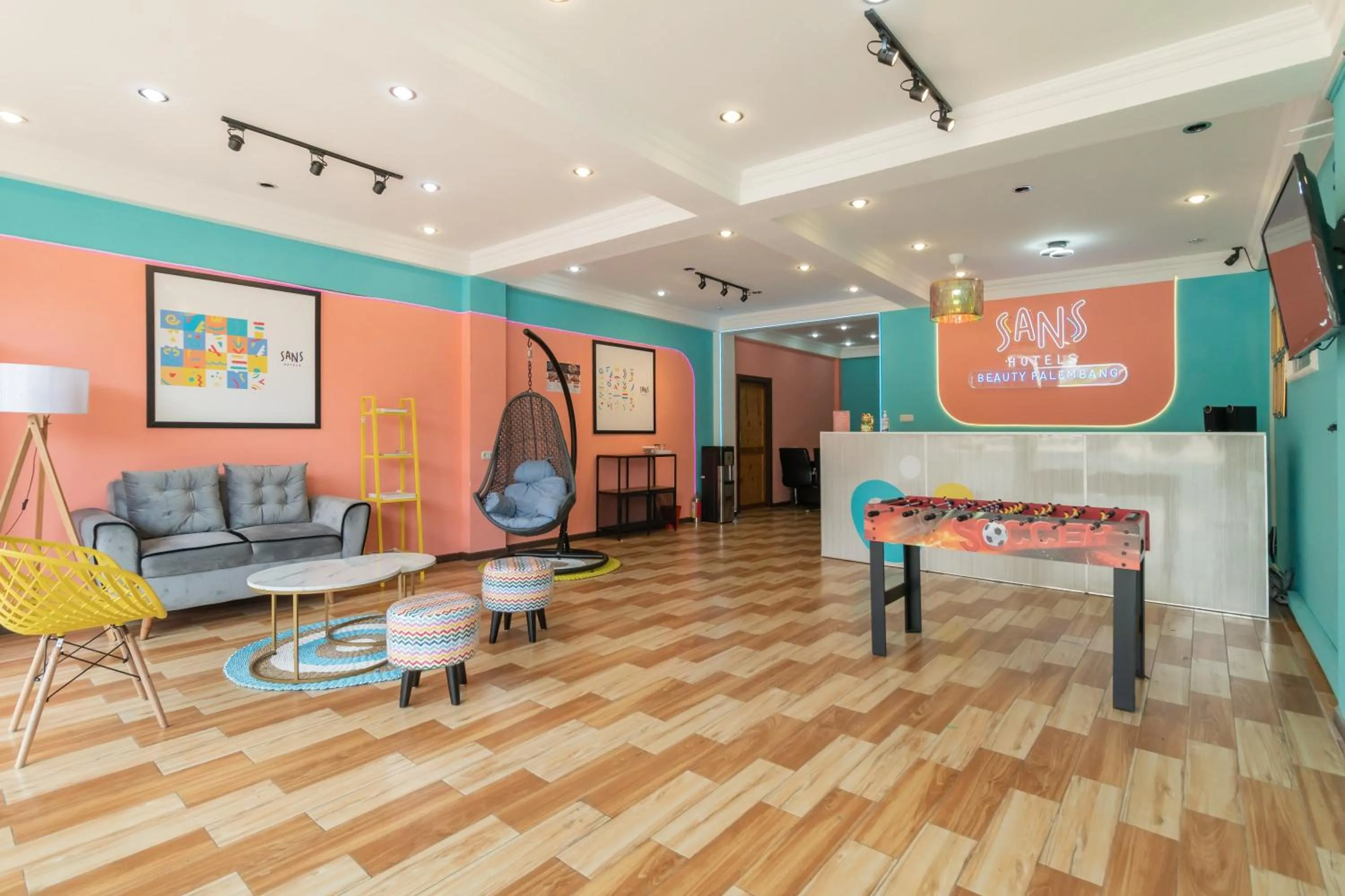 Lobby or reception in Sans Hotel Beauty Palembang