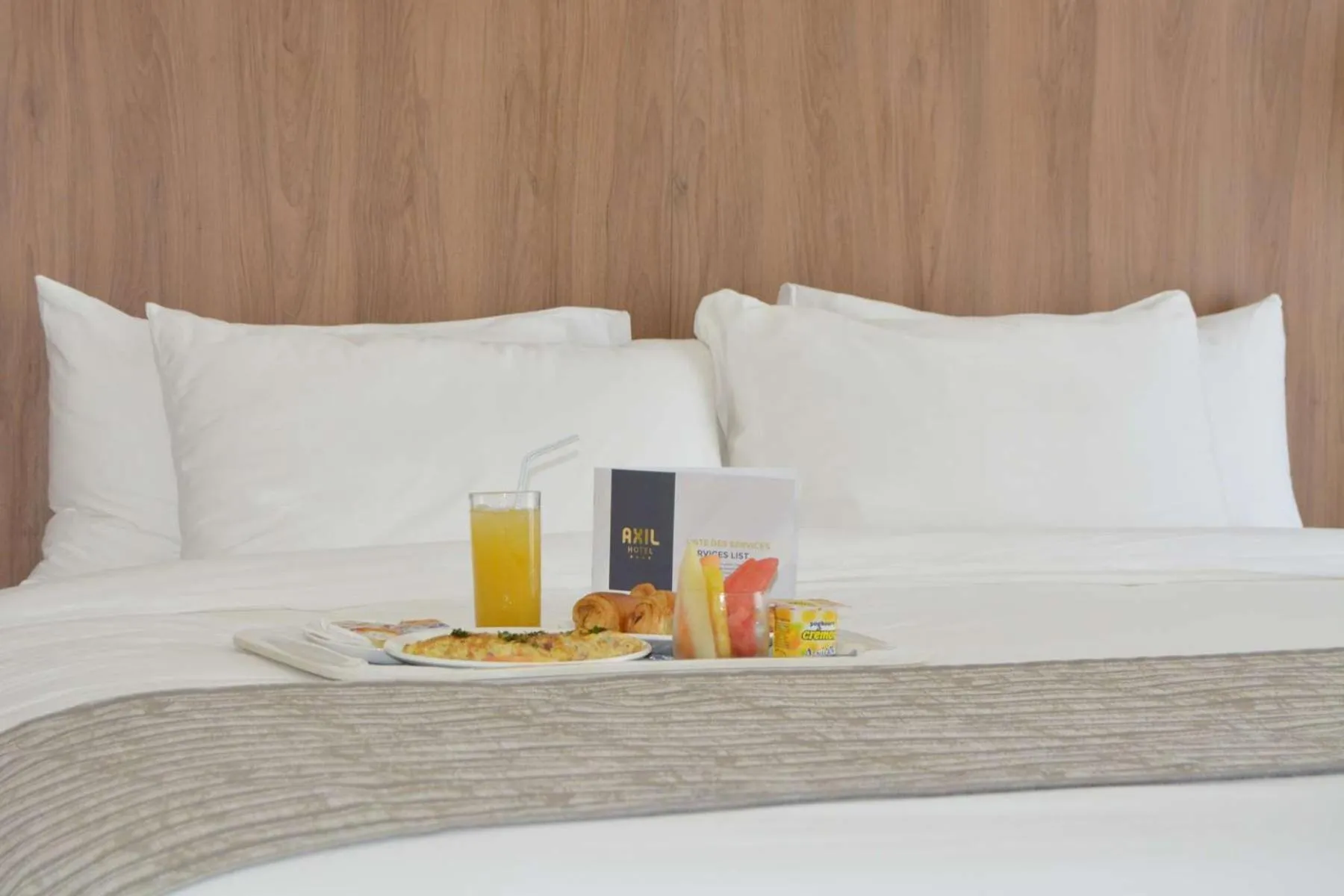 Food and drinks, Bed in AXIL HÔTEL
