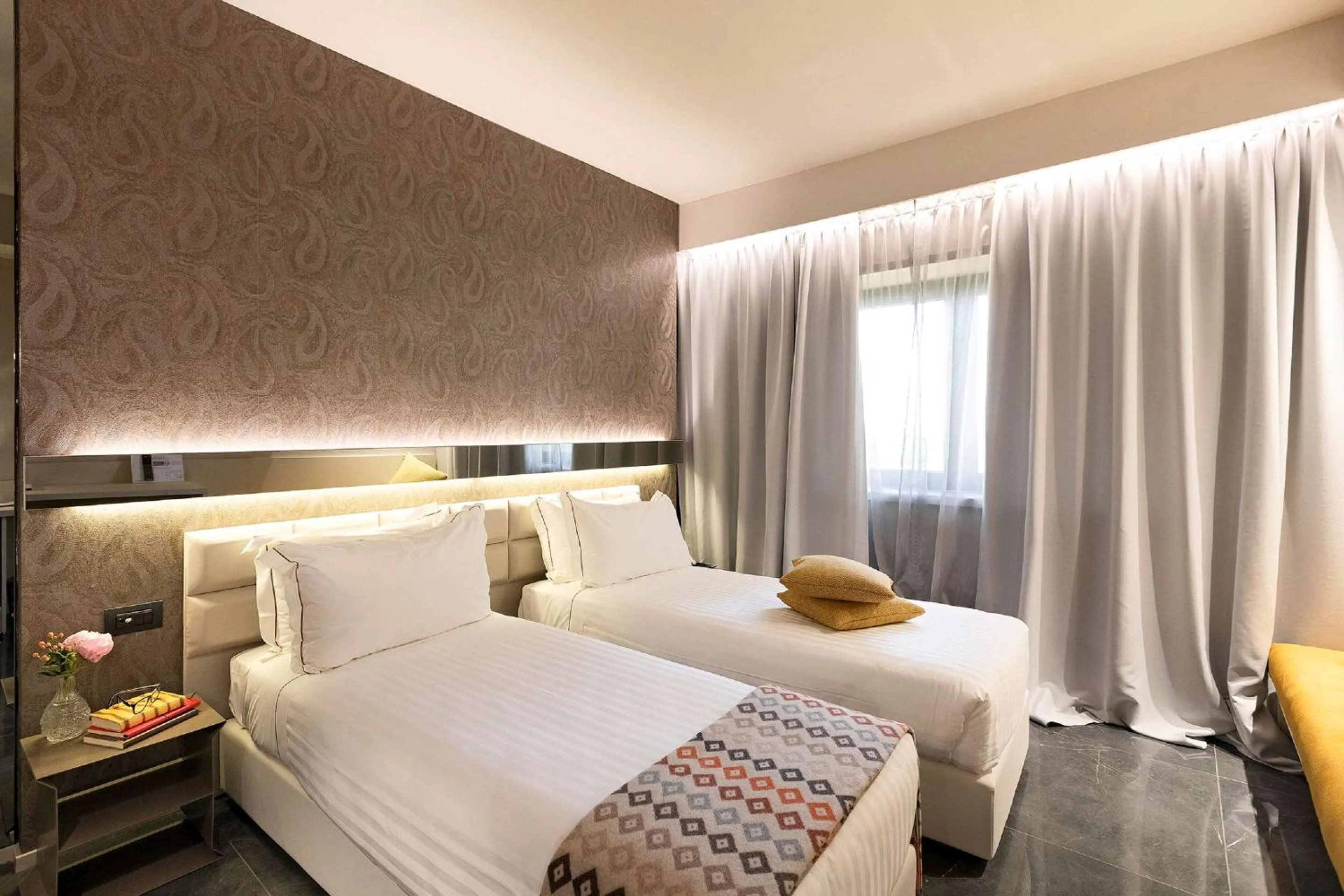 Photo of the whole room, Bed in Albavilla Hotel & Co