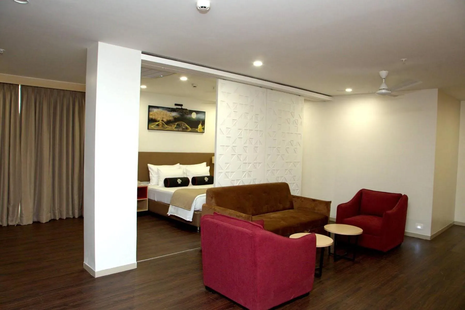 Mastiff Hotel Ankleshwar