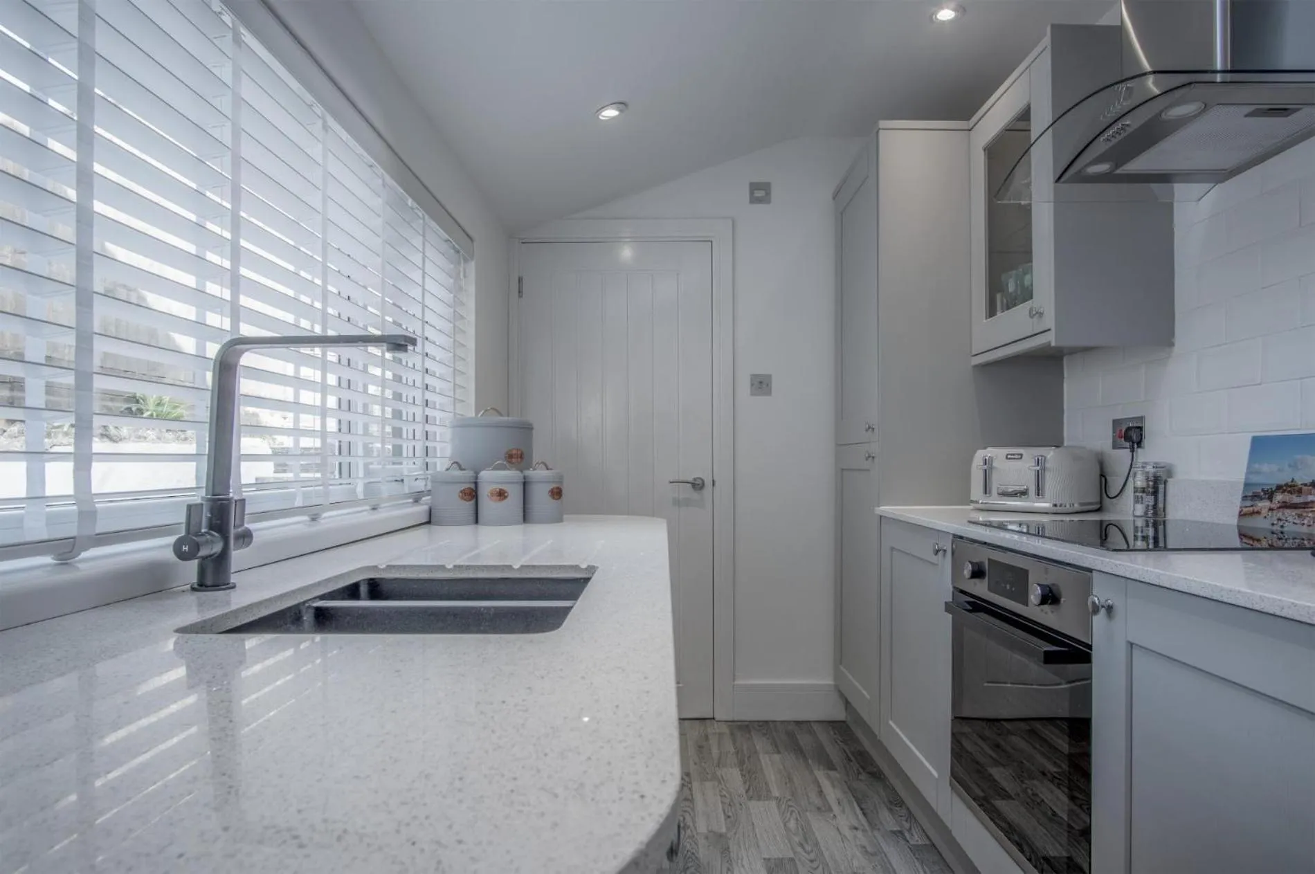 Floor plan in Hawtree Cottage - 2 Bedroom Cottage - Tenby