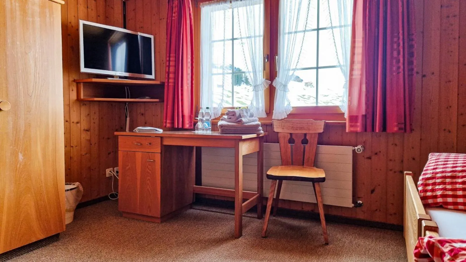 Bed in Gasthaus Rössli