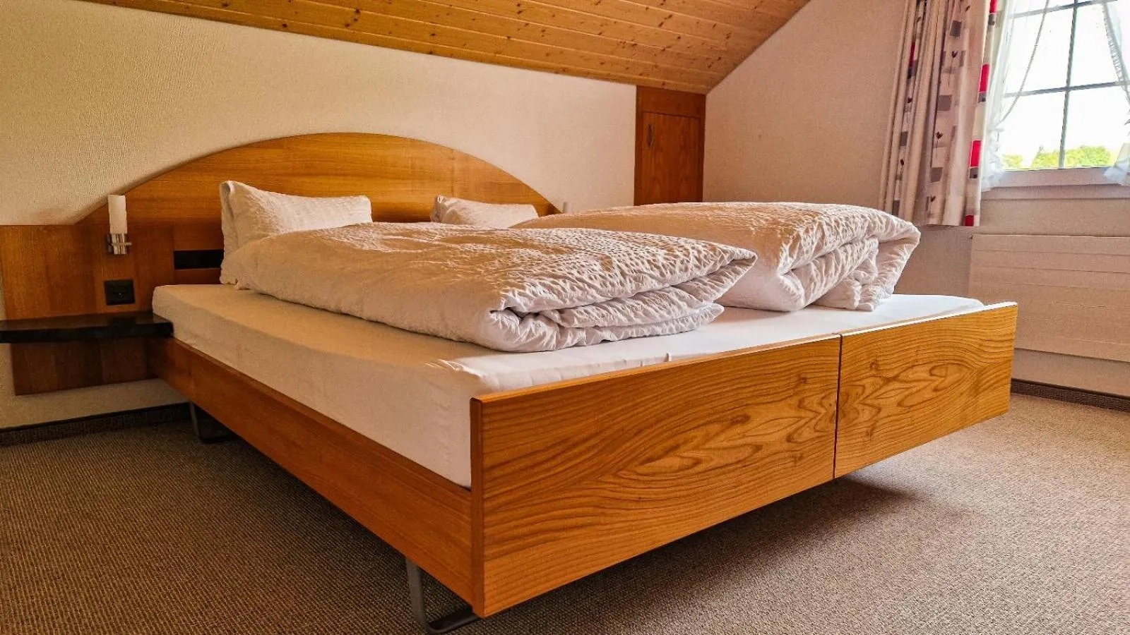 Bed in Gasthaus Rössli