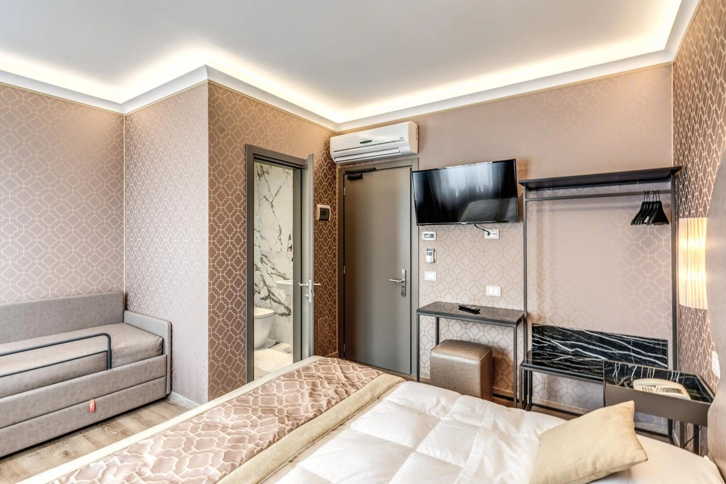 Bed in Hotel Belle Arti