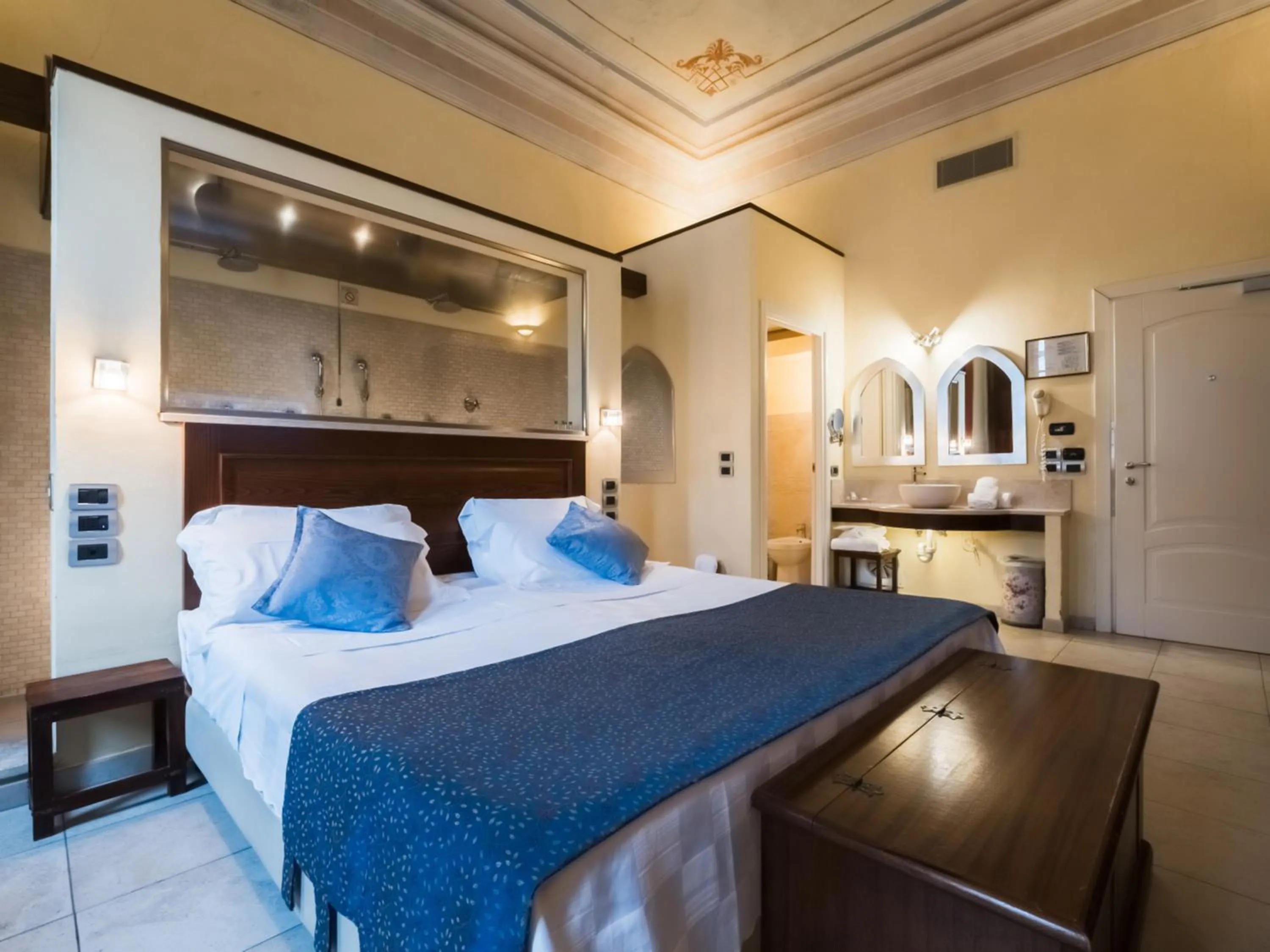 Bed in Vogue Hotel Arezzo