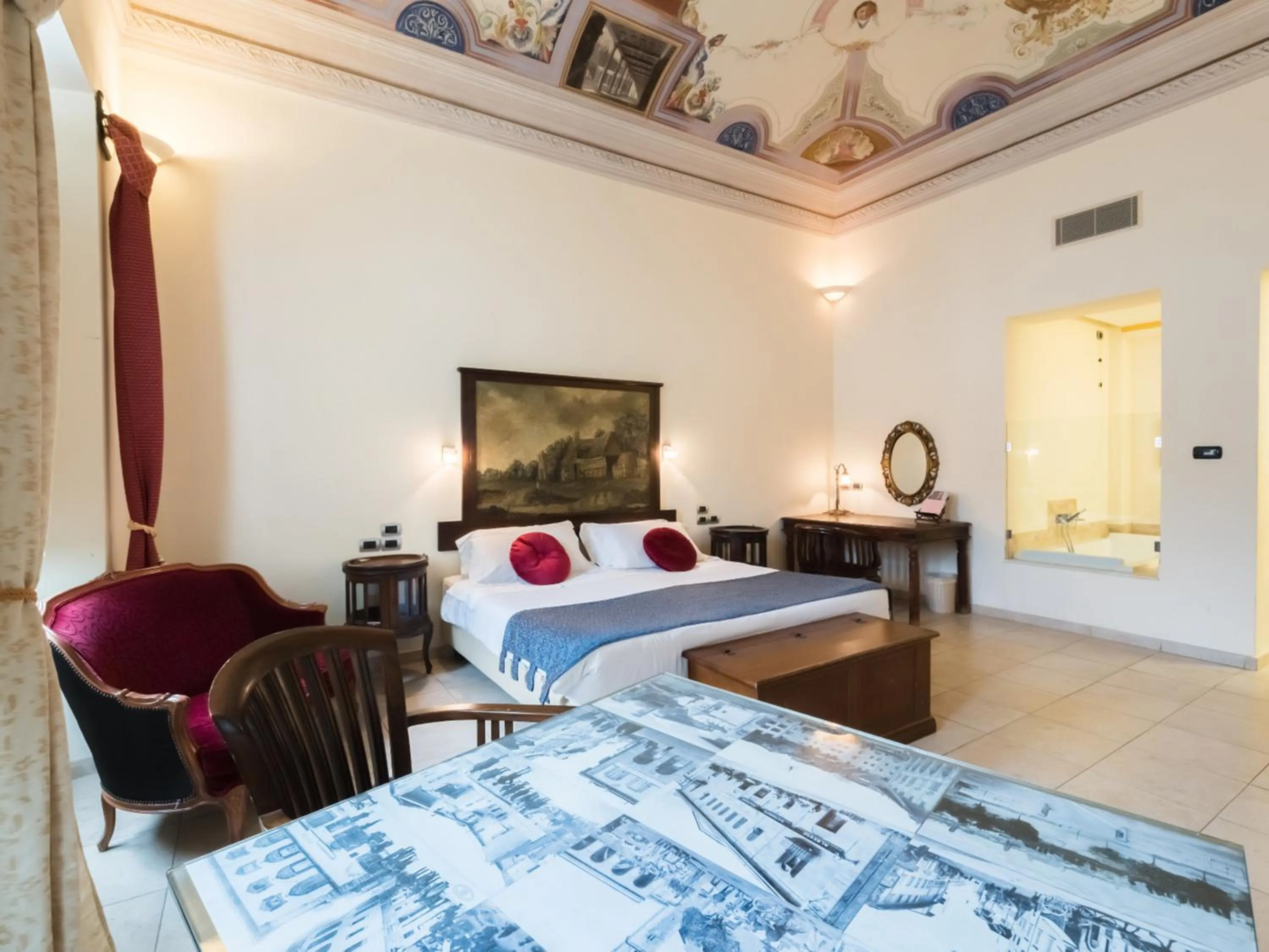 Bed in Vogue Hotel Arezzo