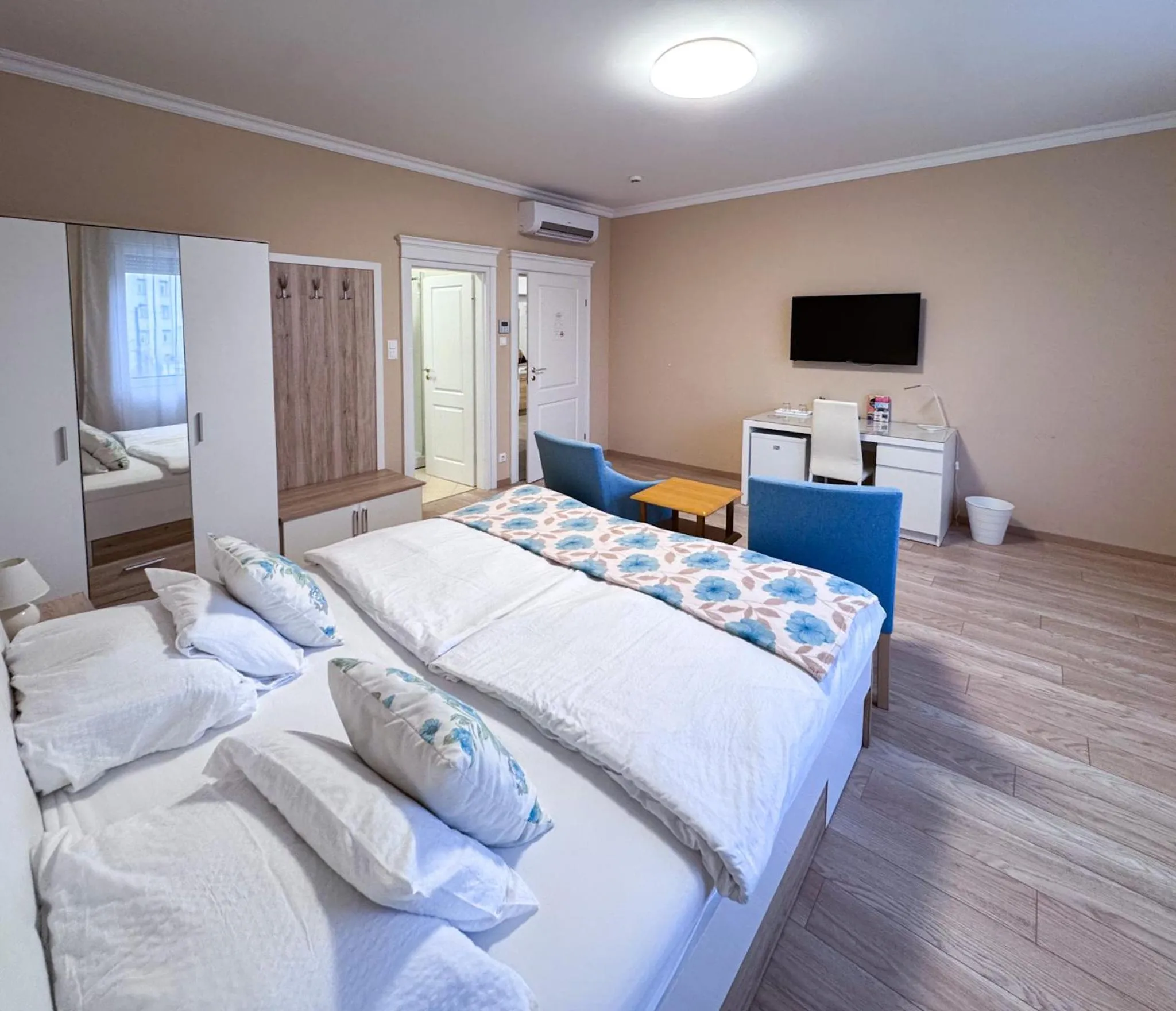 Bed in Camille Apartmanhouse