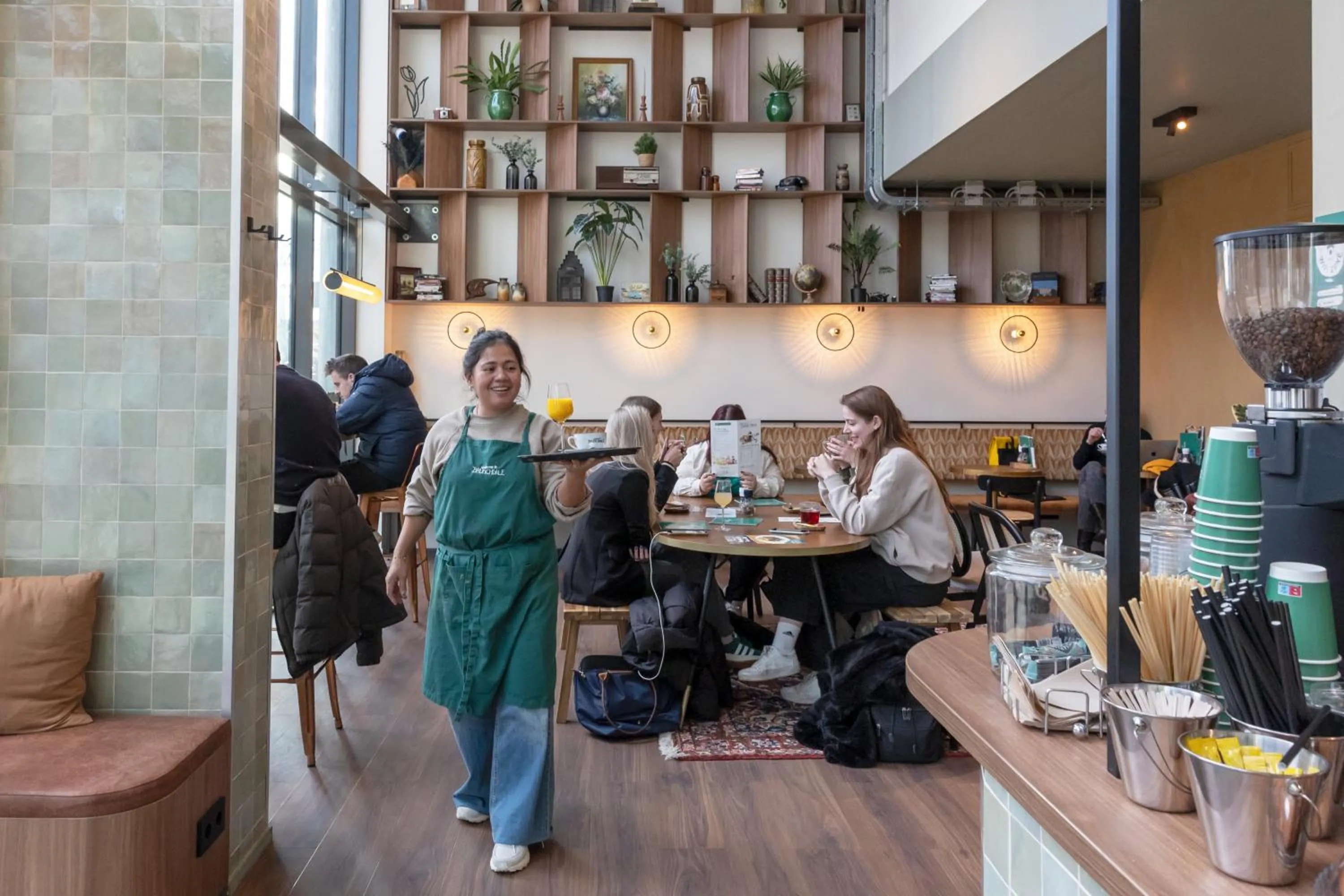 Restaurant/places to eat in Bens The Highdocks