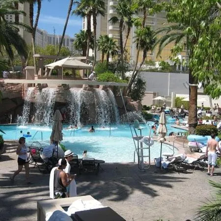 Swimming pool in MGM signature tower 1