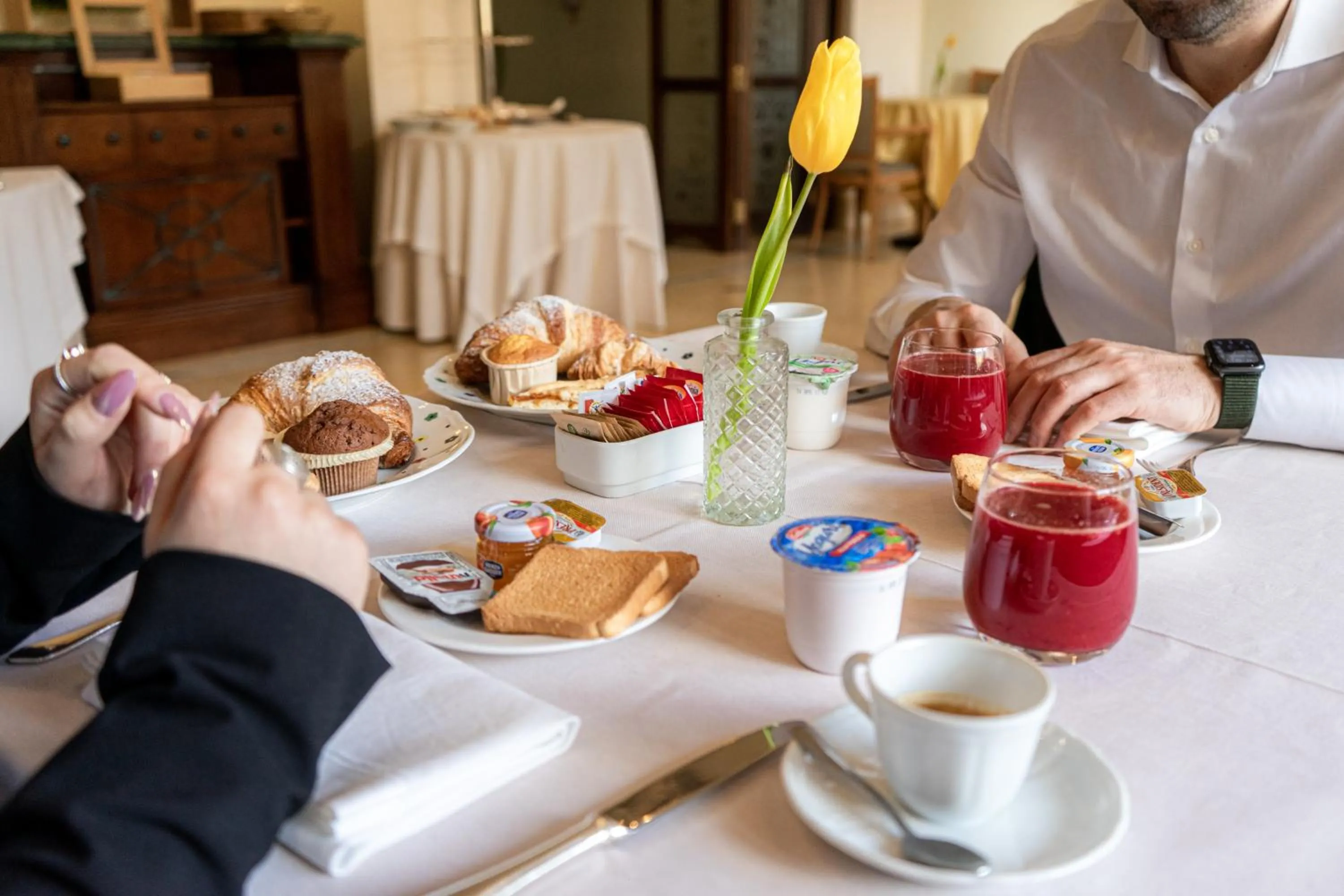 Lounge or bar in Hotel Cala Del Porto