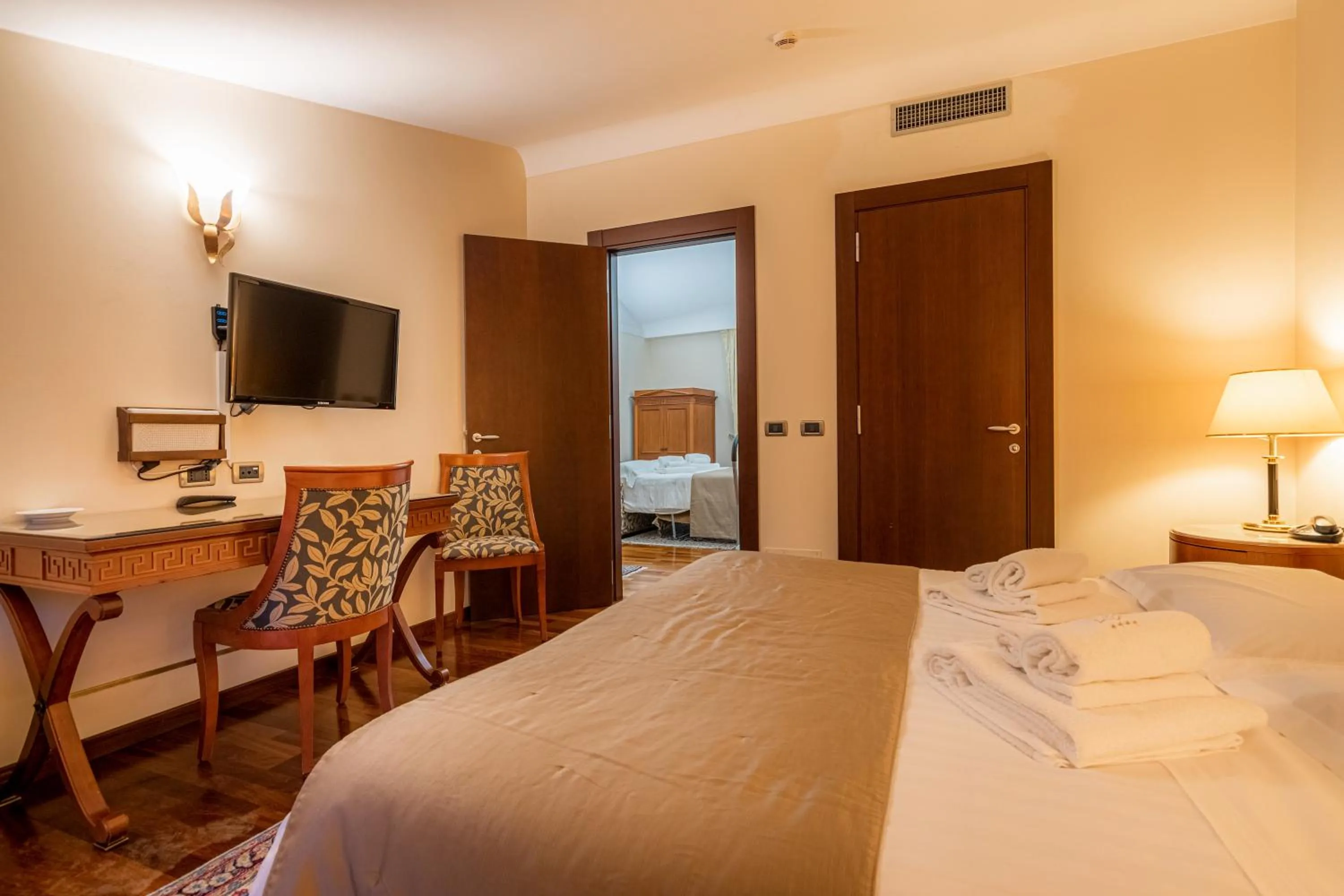 Bedroom, Bed in Hotel Cala Del Porto