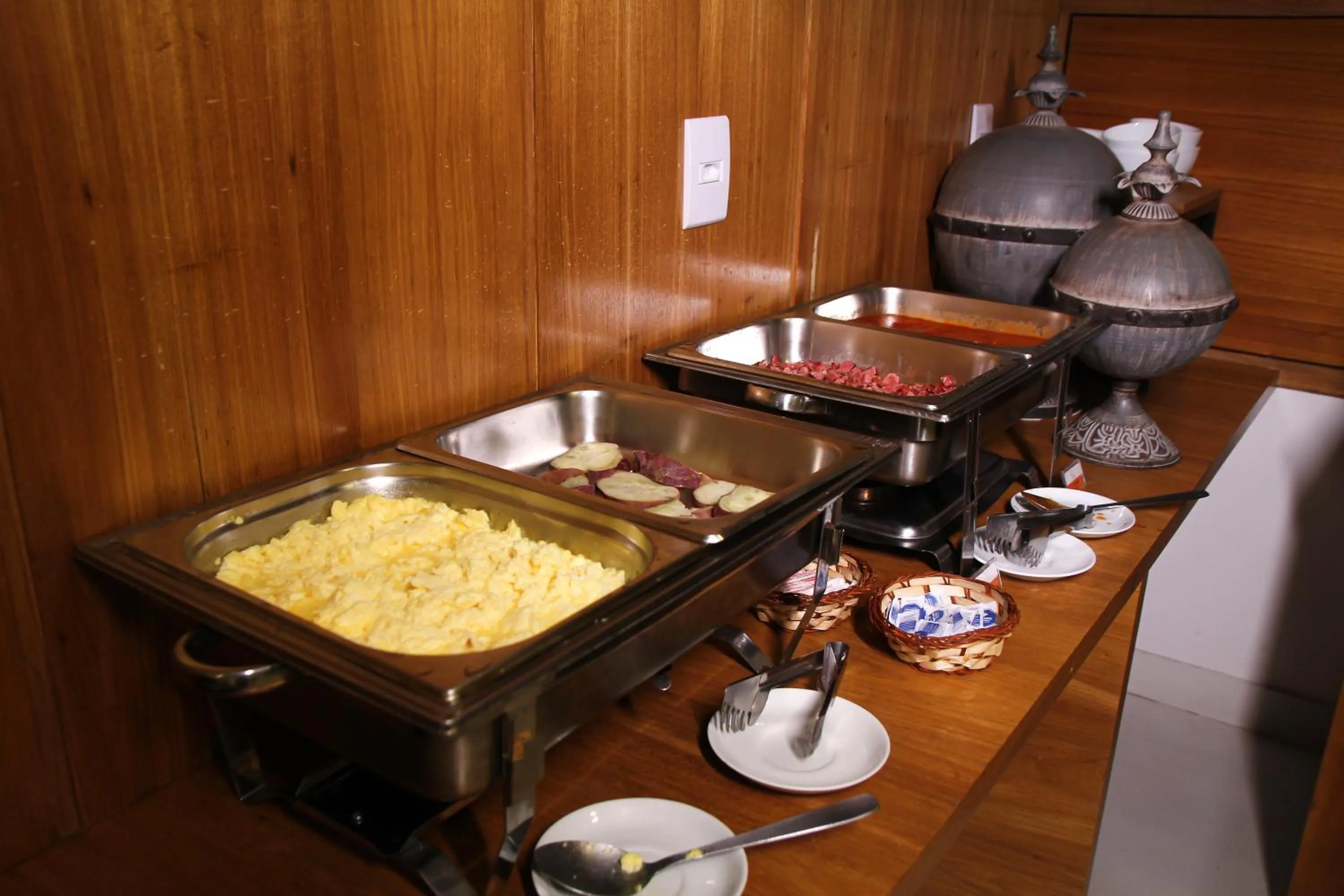 Restaurant/places to eat in Logic Hotel Volta Redonda