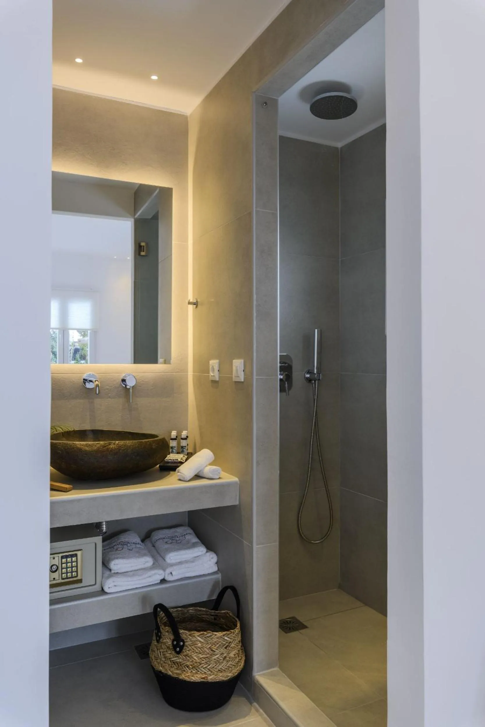 Bathroom in Sunset Windmills Suites