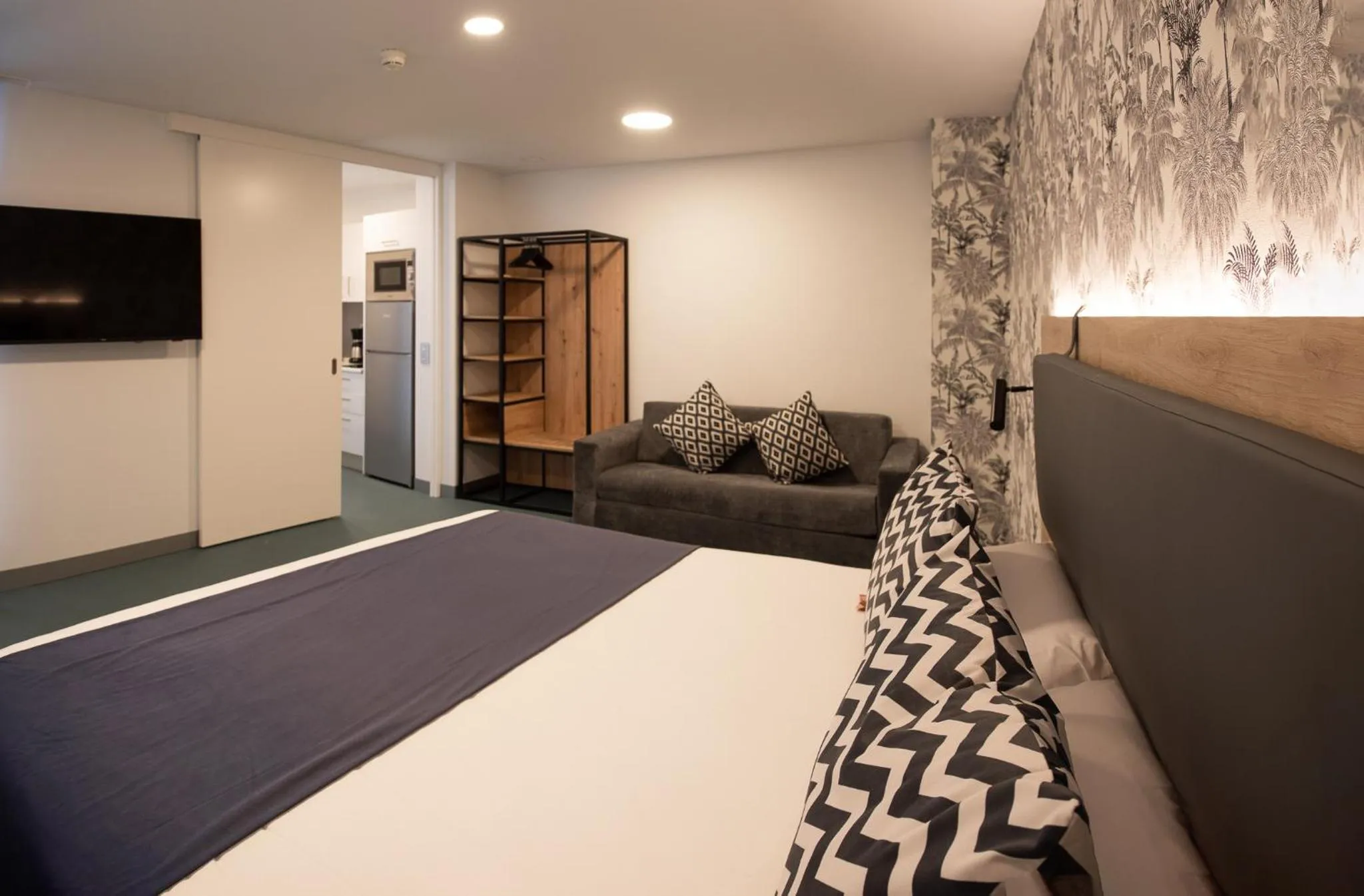 Bed in RK Farallón Canteras