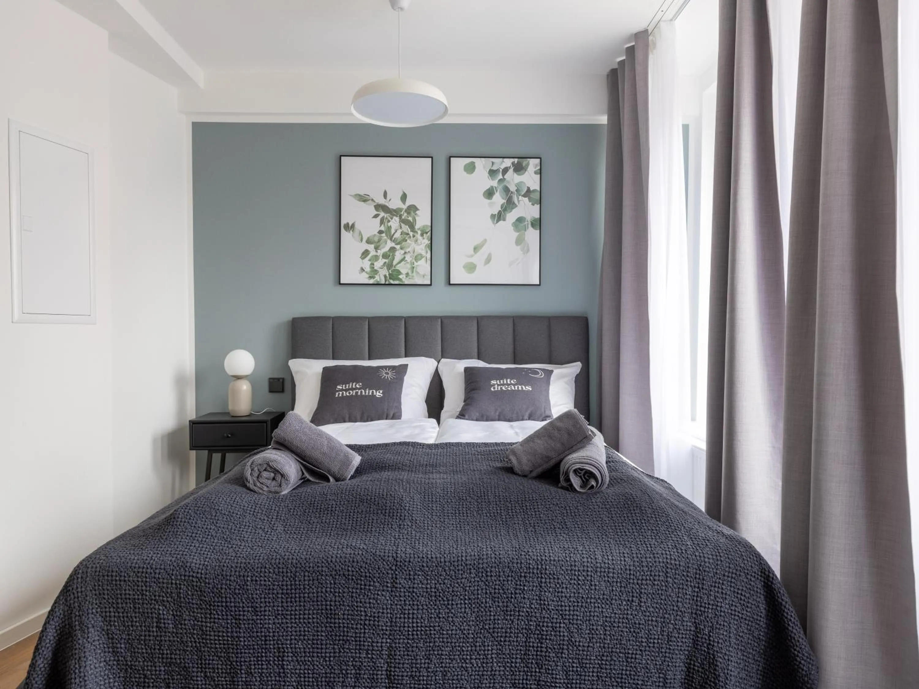 Bed in Limehome Essen Kettwiger Straße