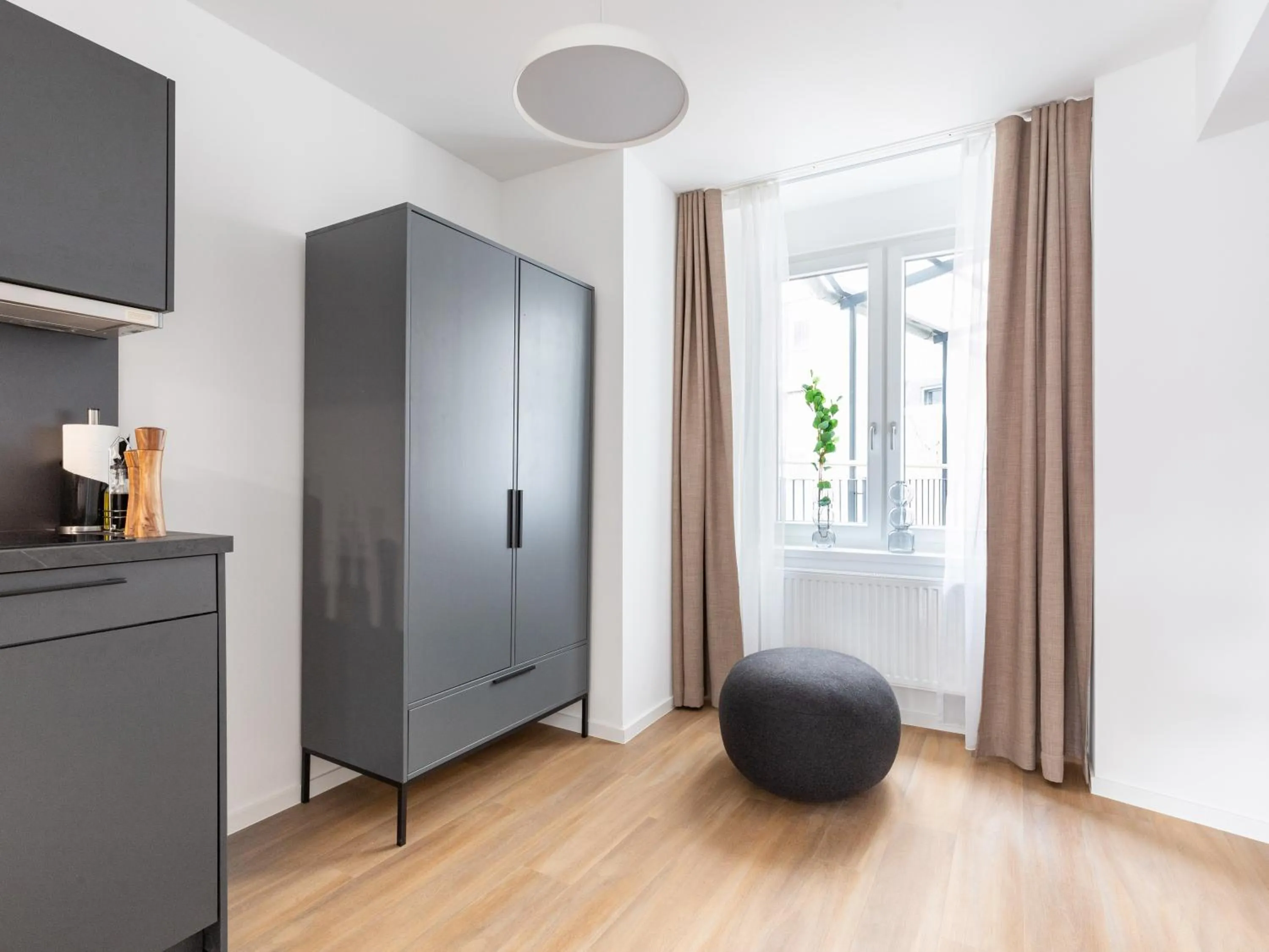 Kitchen or kitchenette in Limehome Essen Kettwiger Straße