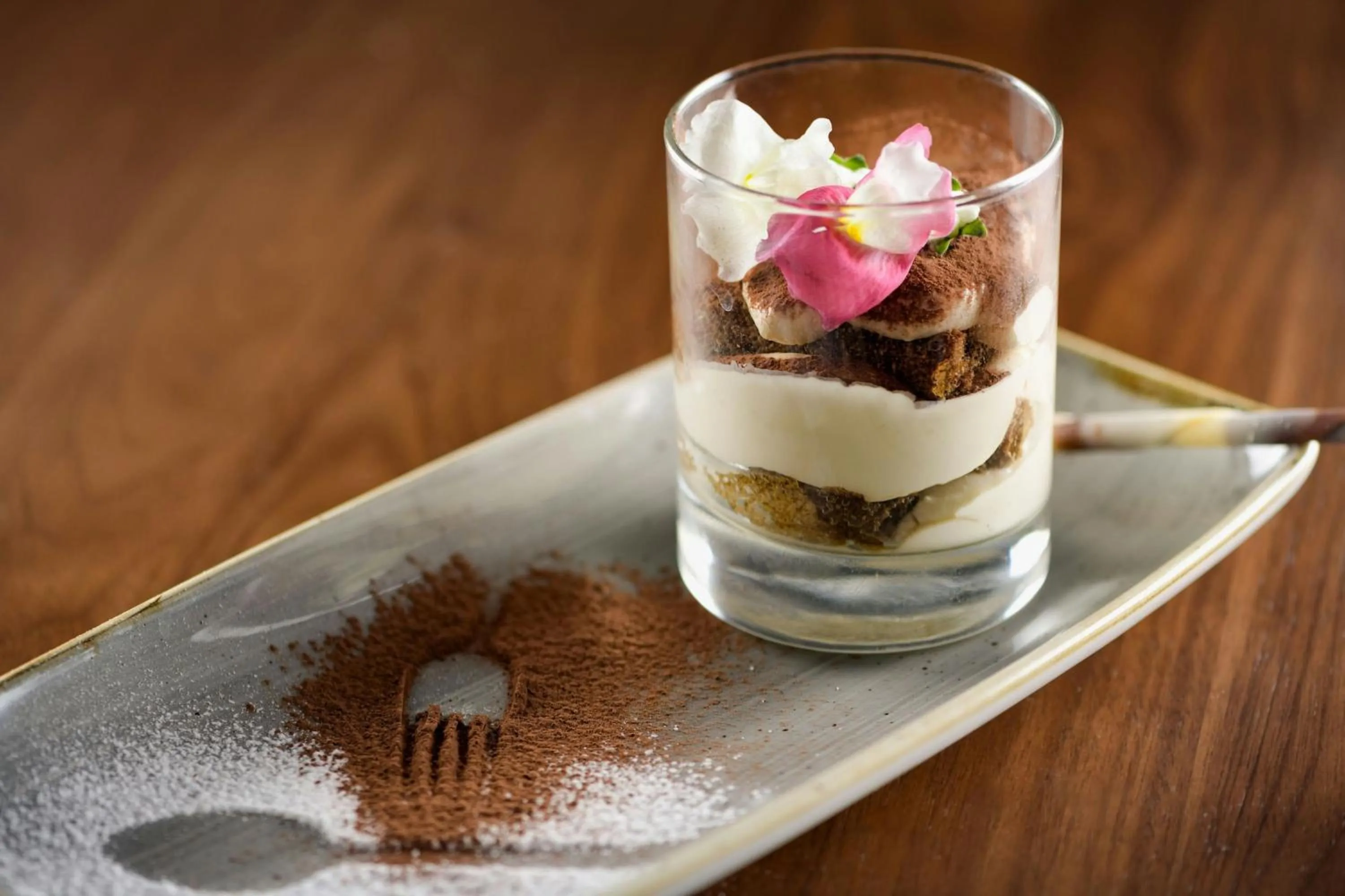 Lounge or bar in AC Hotel by Marriott Pisa