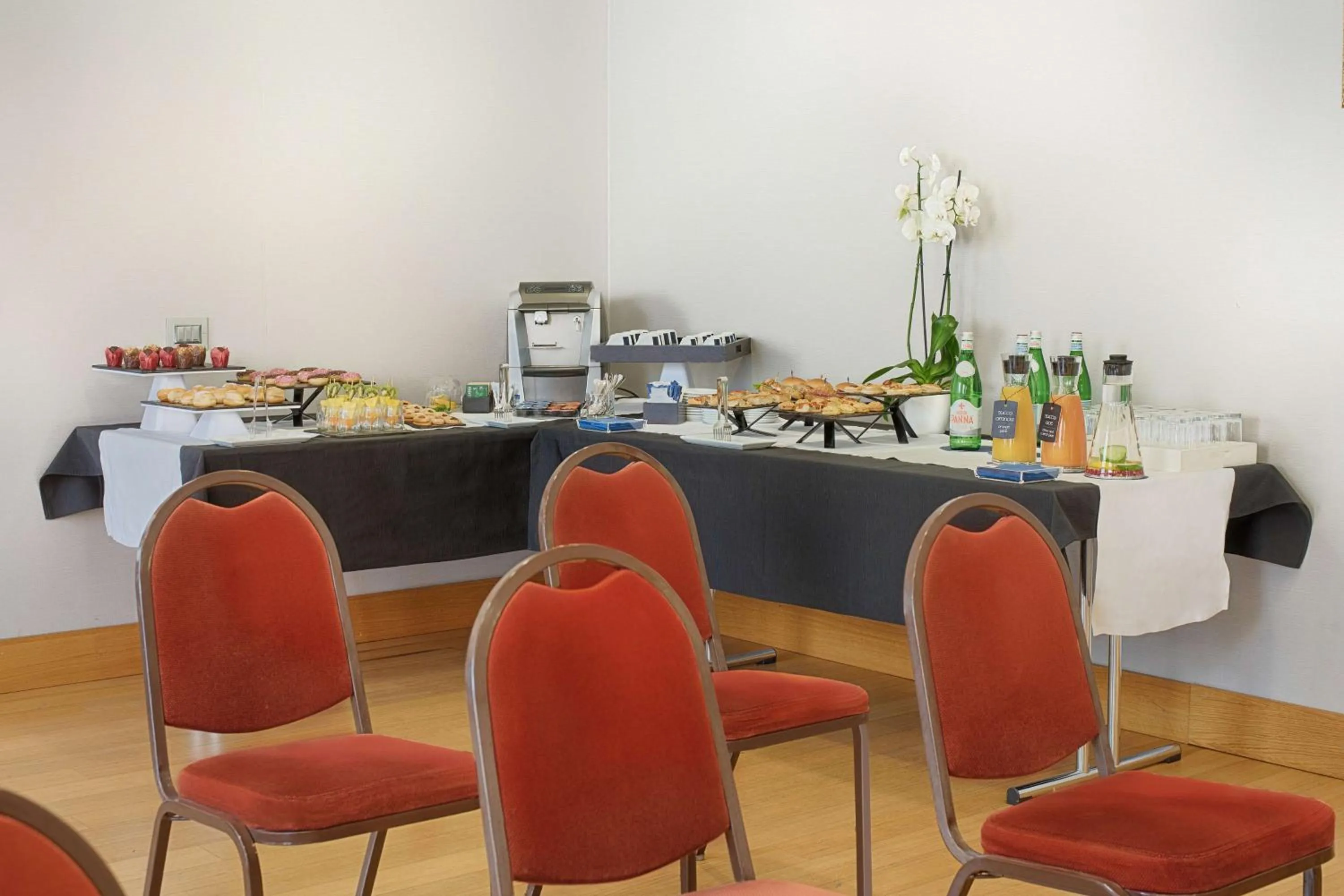 Meeting/conference room in NH Ravenna