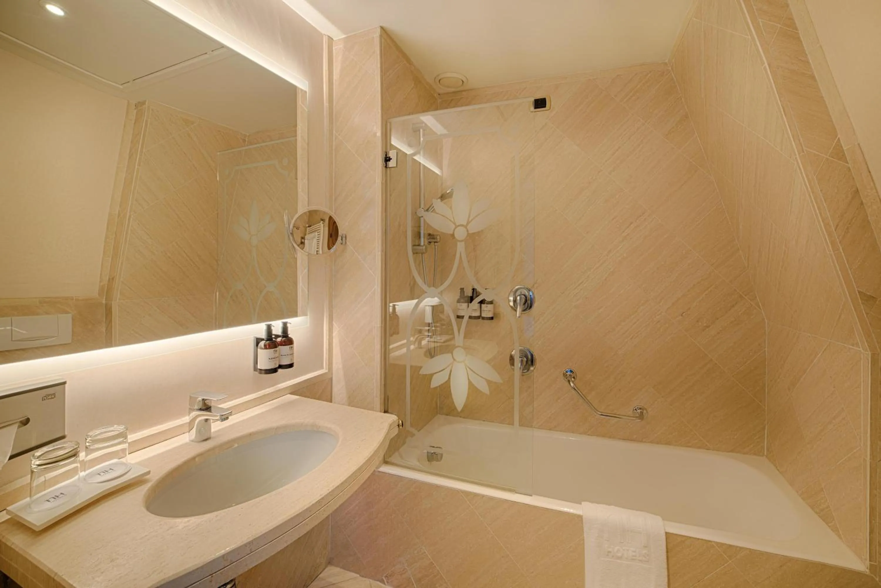 Bedroom in NH Ravenna