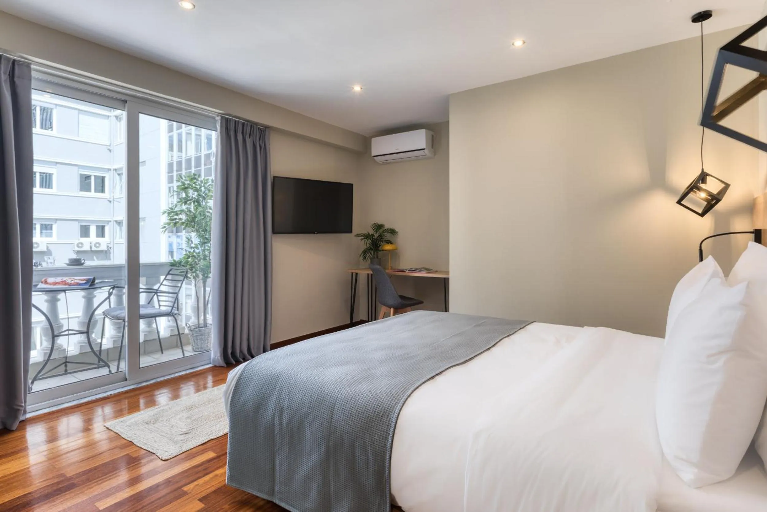 Double Room with Balcony in Arcade Hotel Athens