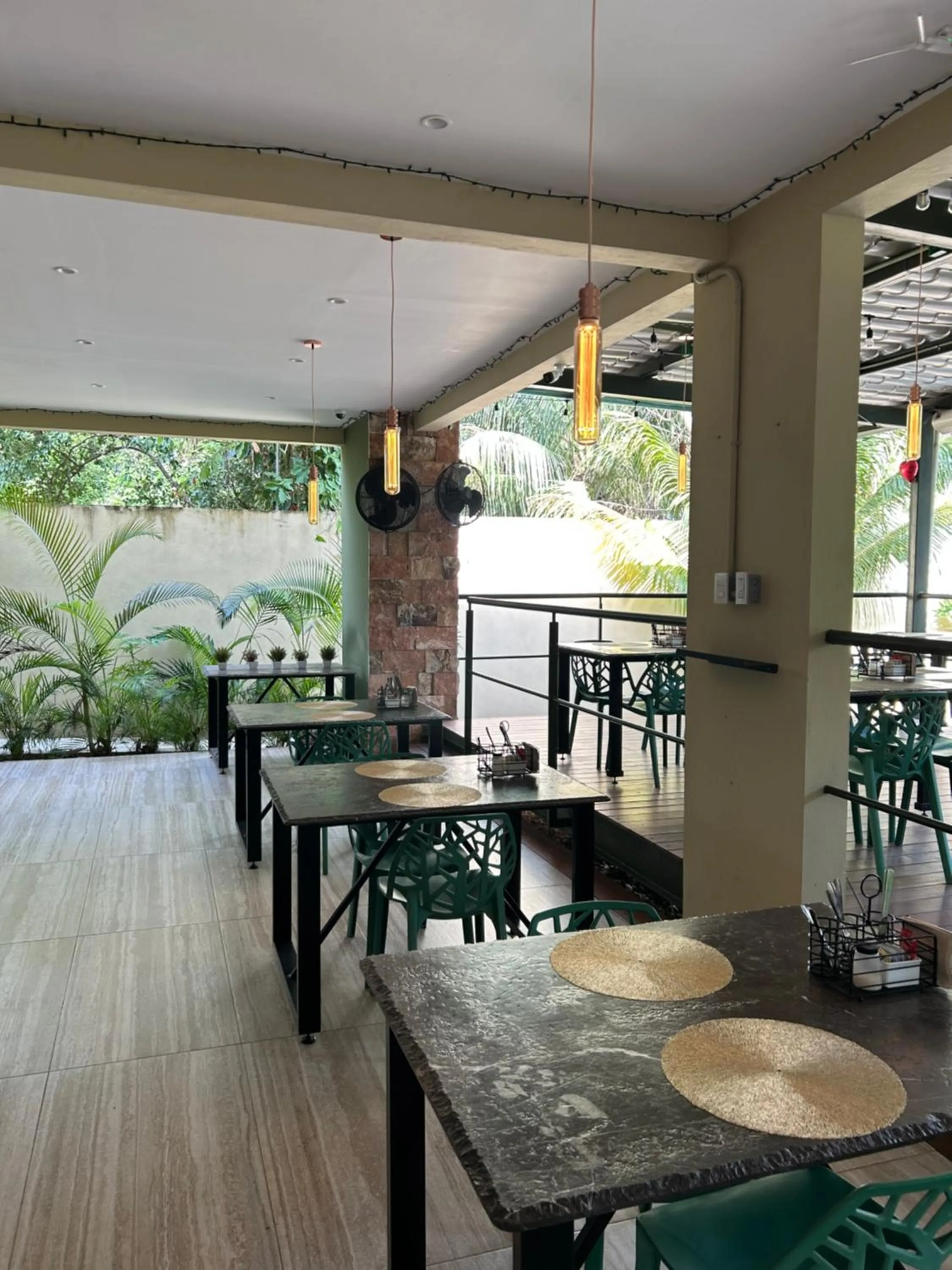 Restaurant/places to eat in LOL-HA Hotel Boutique Aeropuerto Cancún