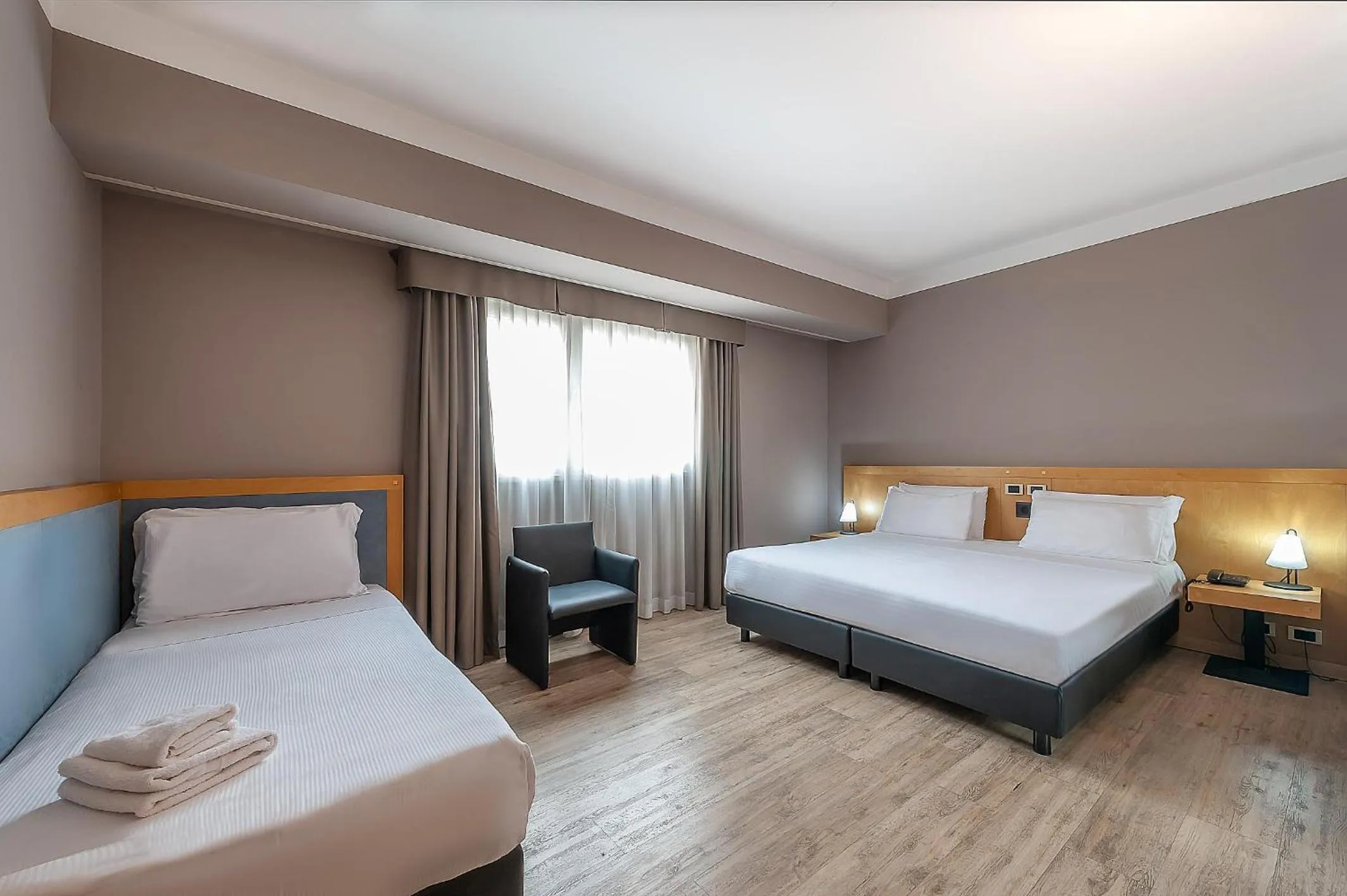 Photo of the whole room, Bed in Best Western Hotel Quattrotorri