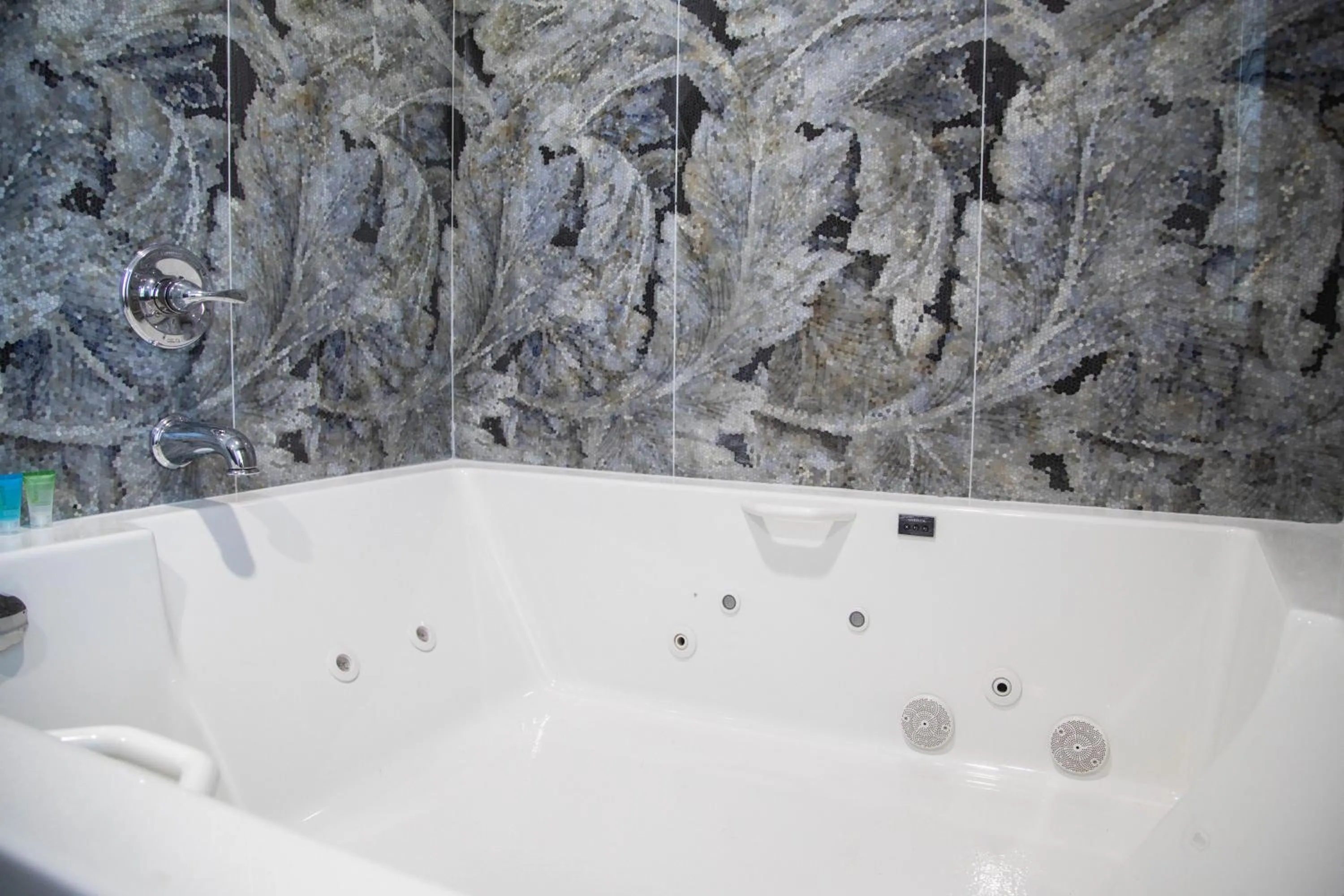 Pico Rivera Inn and Suites