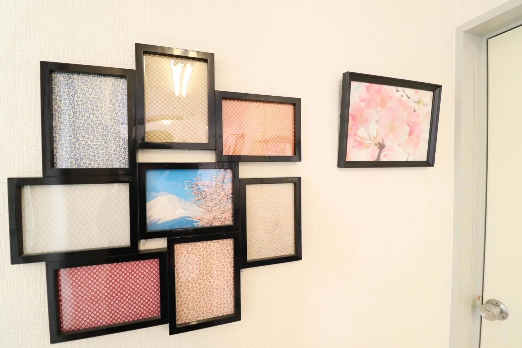 Decorative detail in Ozawa Building