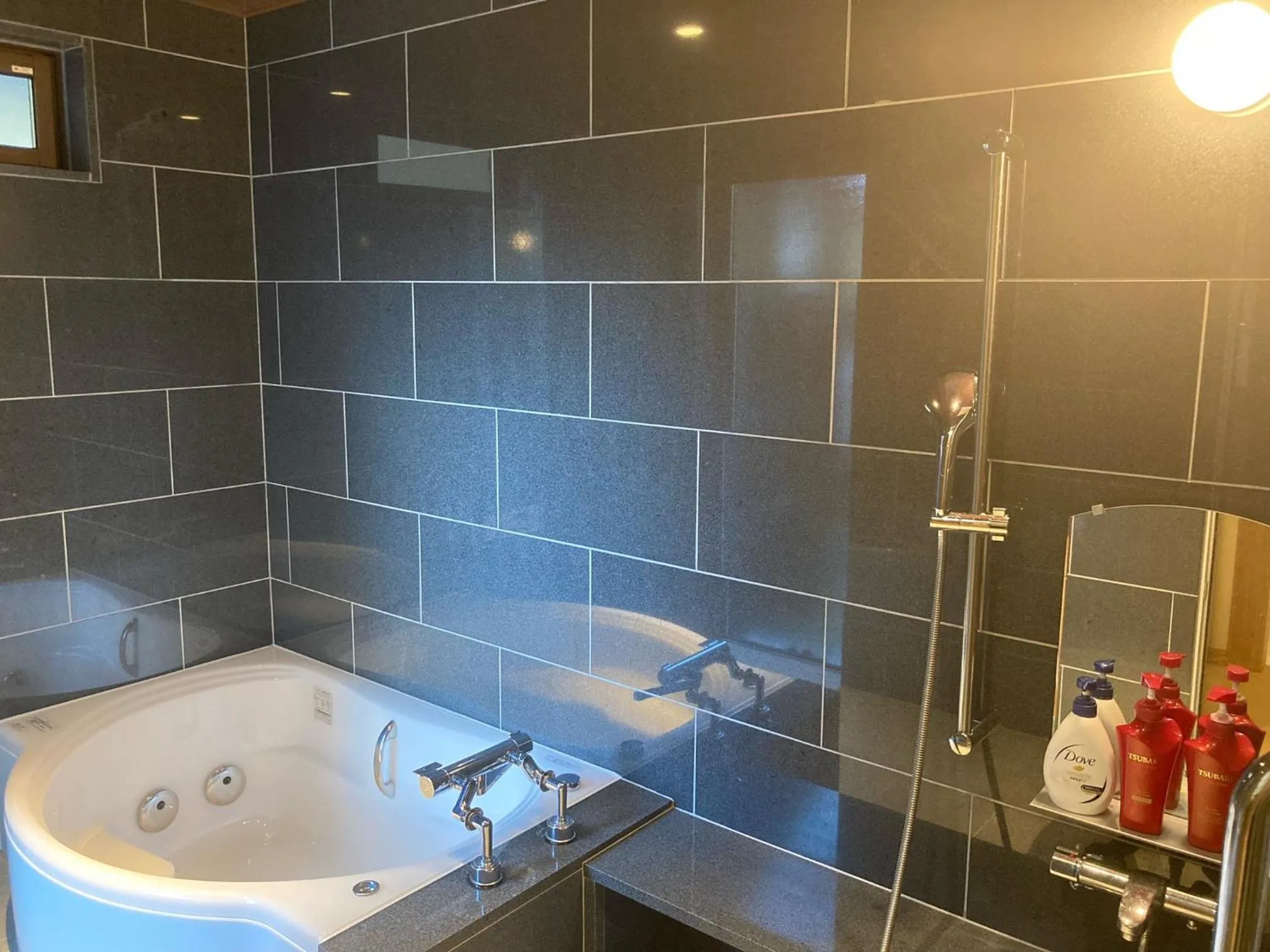 Shower in YUFUIN YUKI-AN