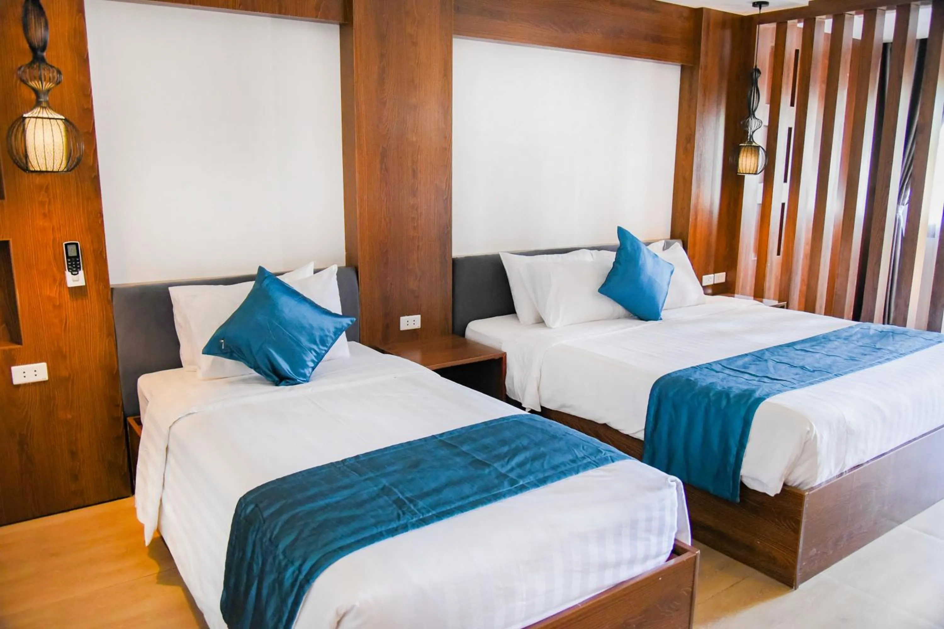 Bed in Vang Vieng Diamond Resort