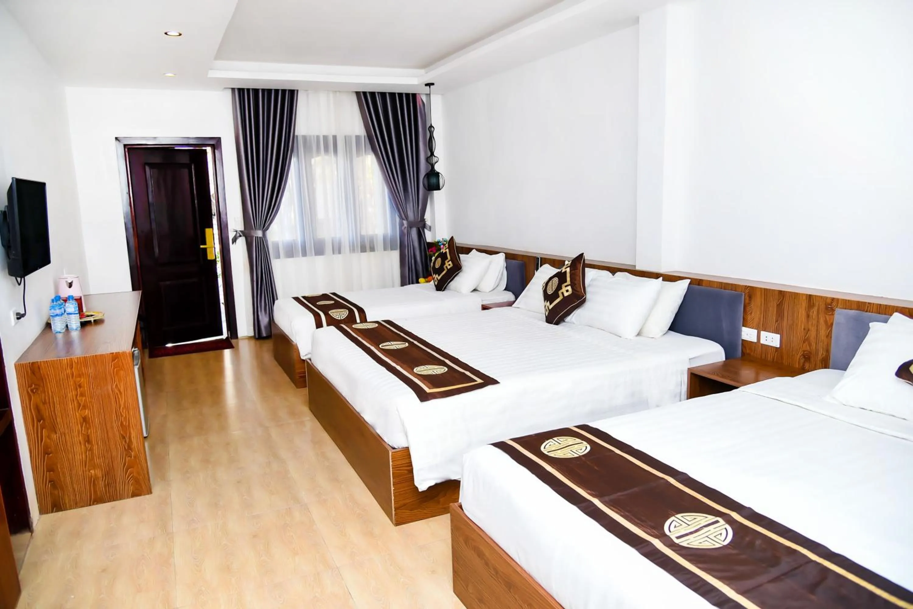 Bed in Vang Vieng Diamond Resort