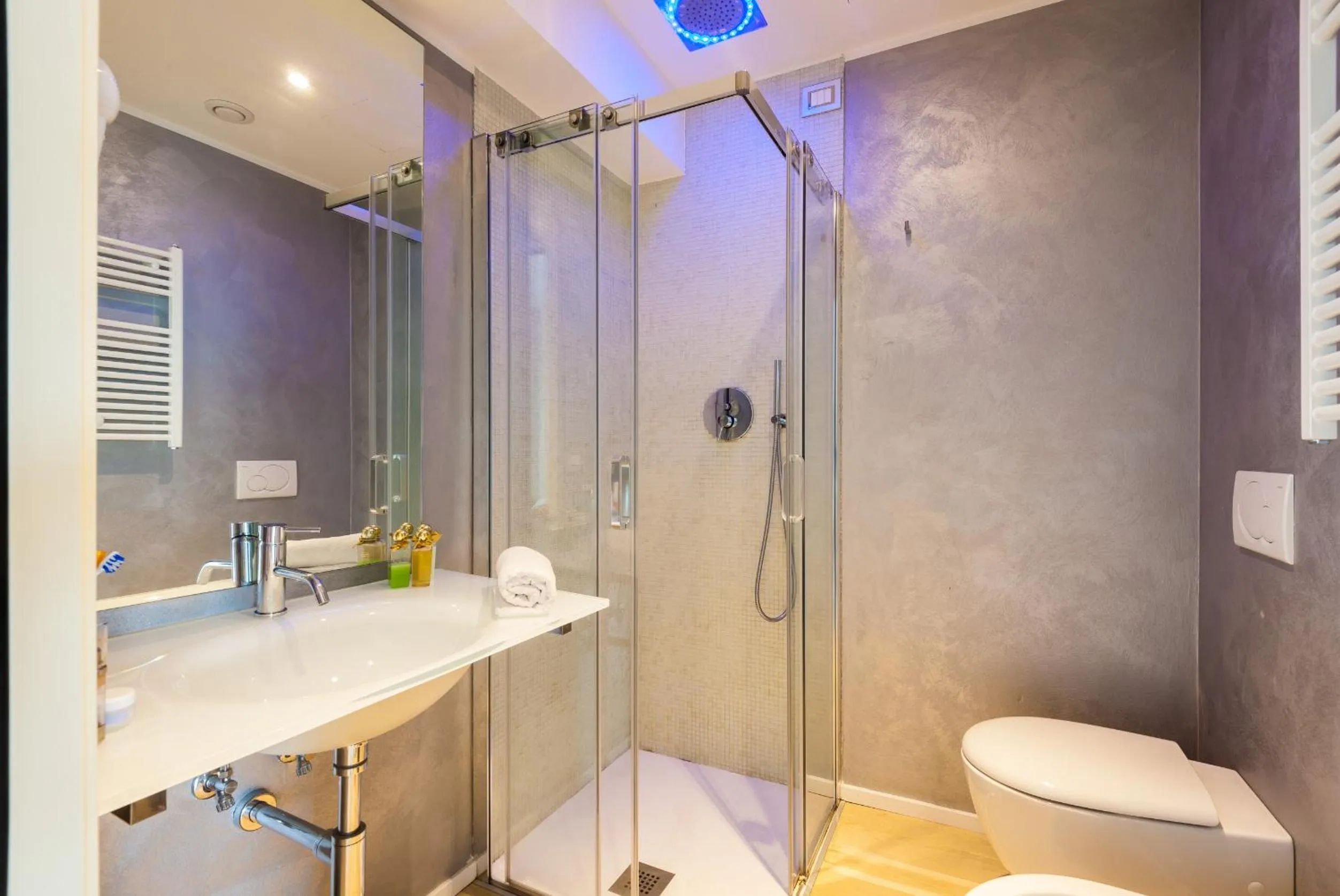 Bathroom in Hotel Ca' Di Valle