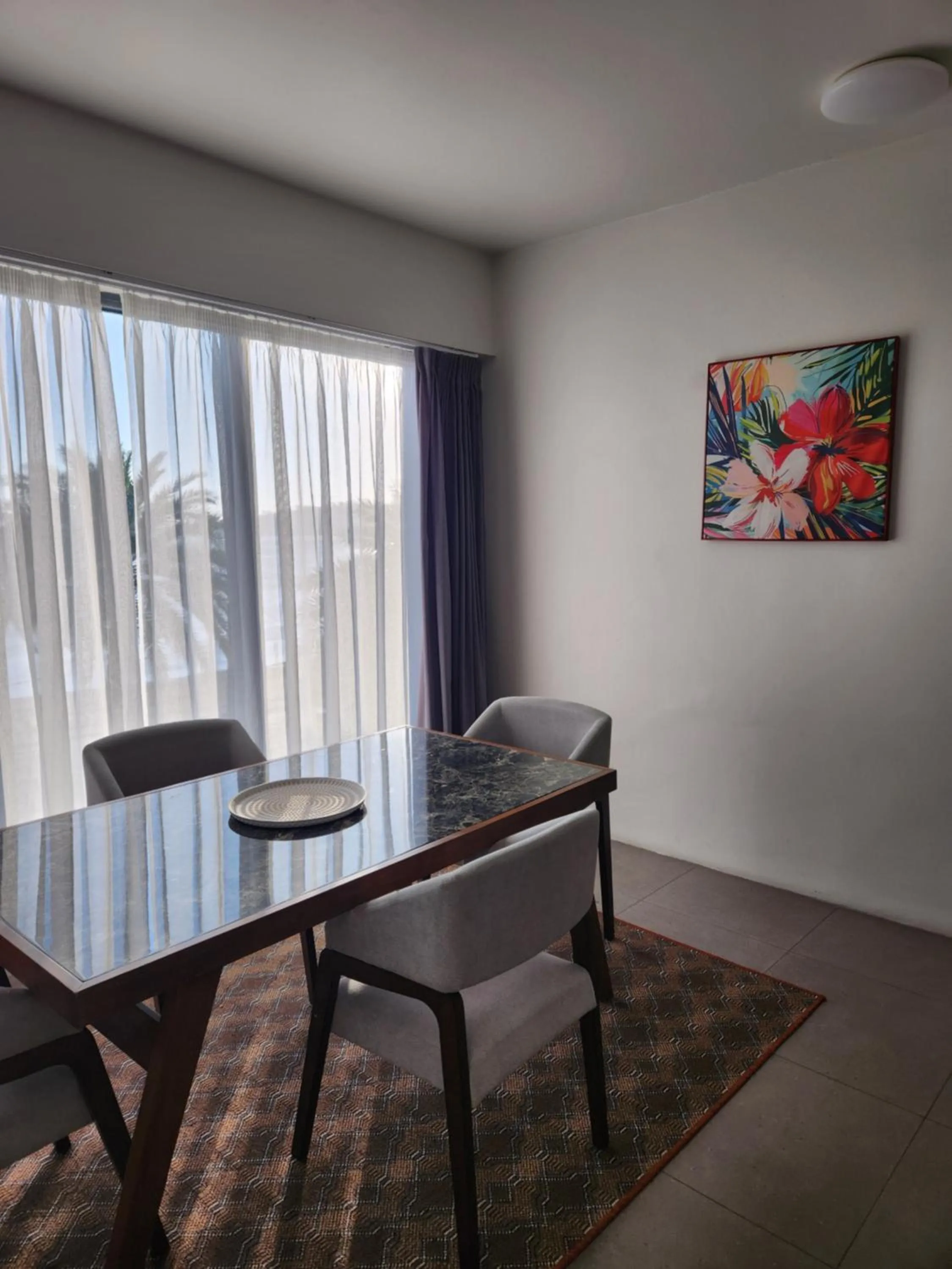 Dining area in Ramada Suites By Wyndham Seafront Coral Coast