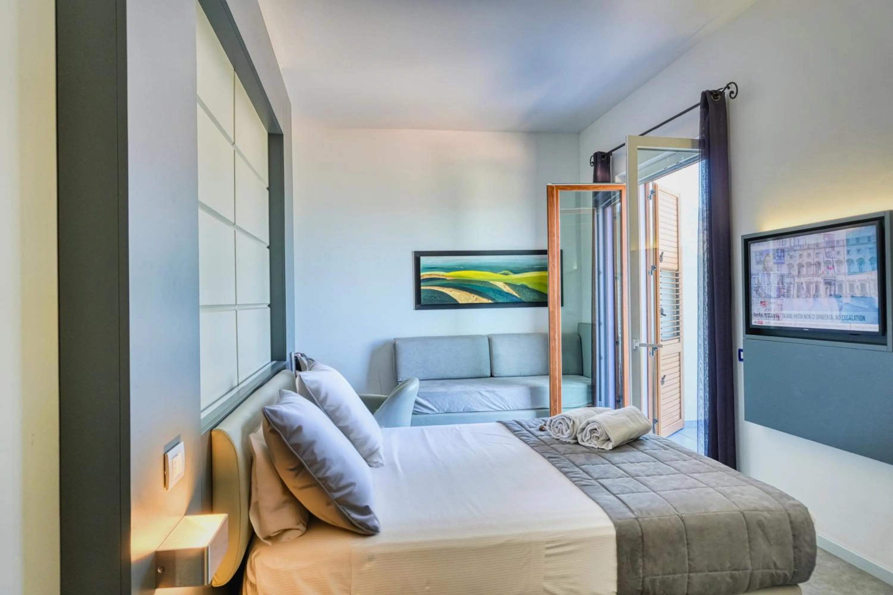 Bed in Hotel La Battigia