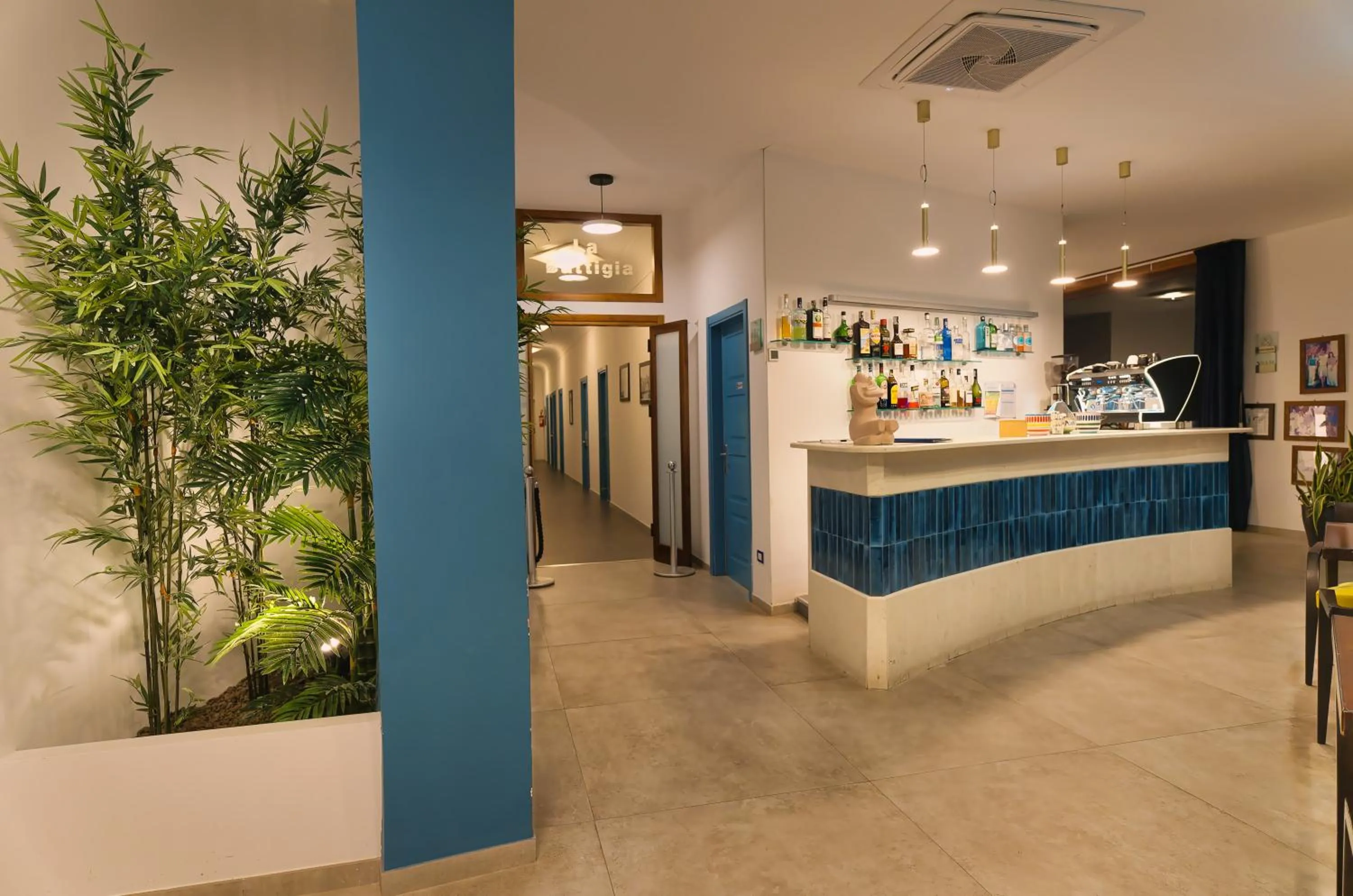 Lounge or bar in Hotel La Battigia