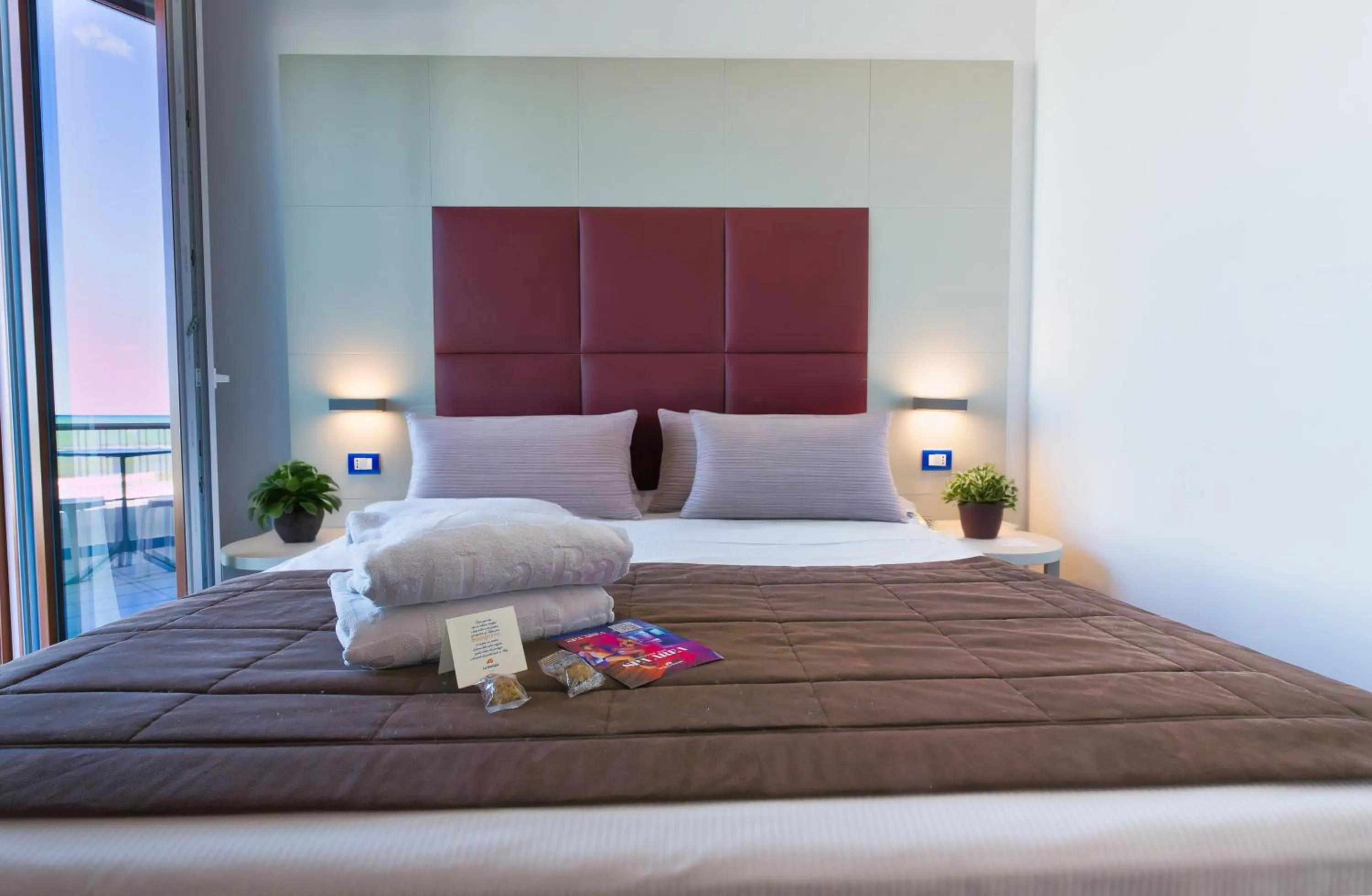 Bed in Hotel La Battigia