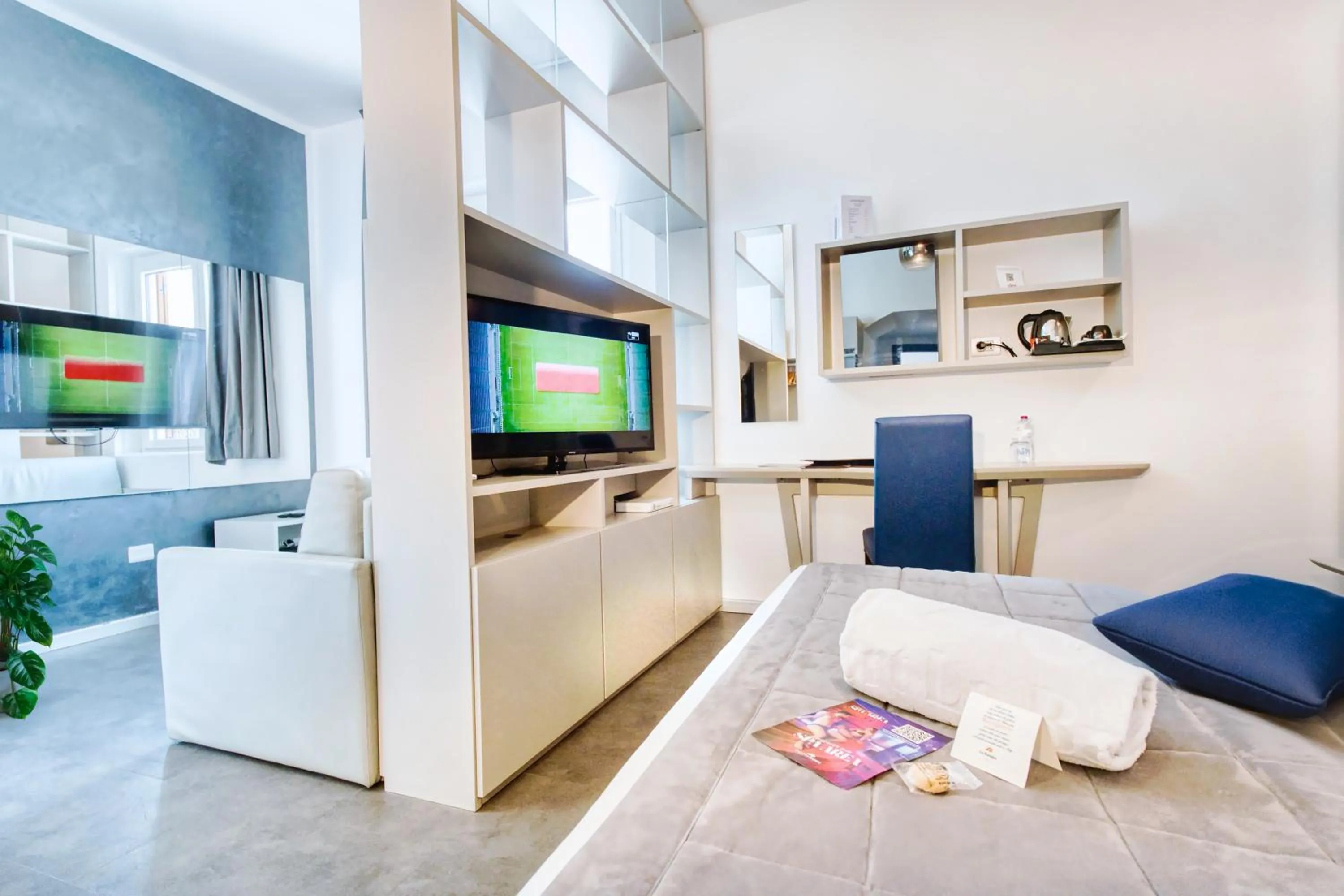 Bed in Hotel La Battigia