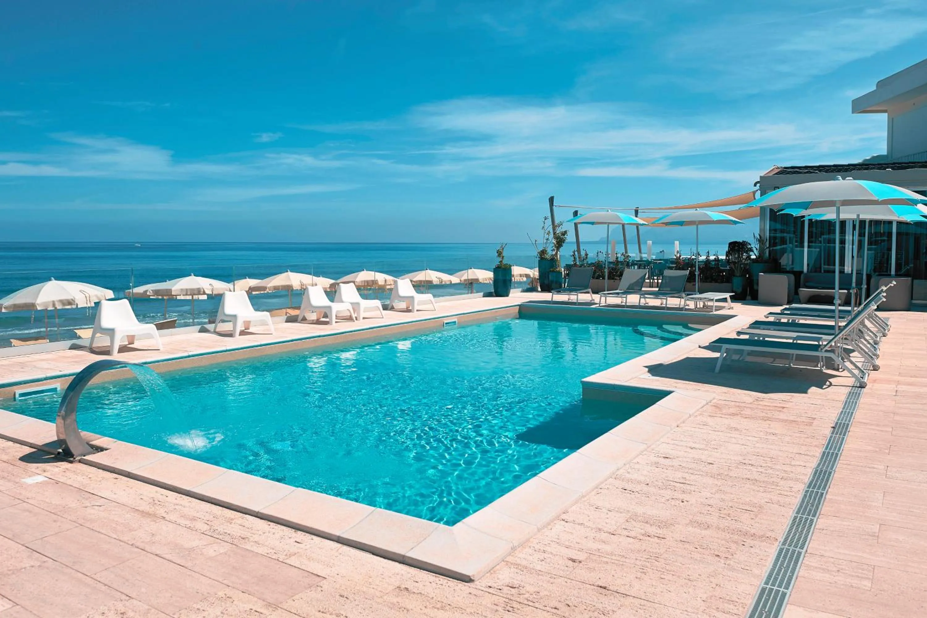 Day in Hotel La Battigia