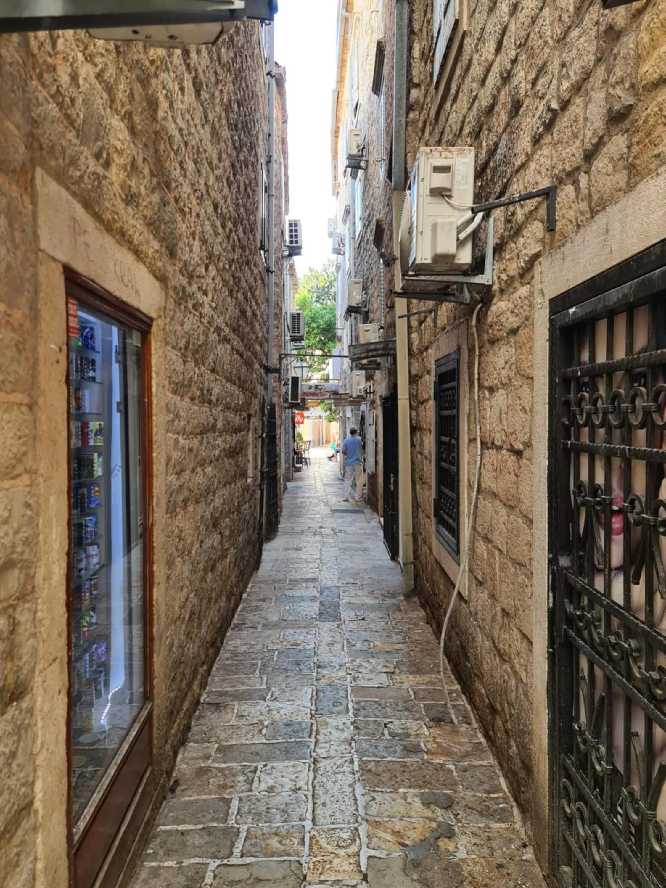 Neighbourhood in Beatrix Suites