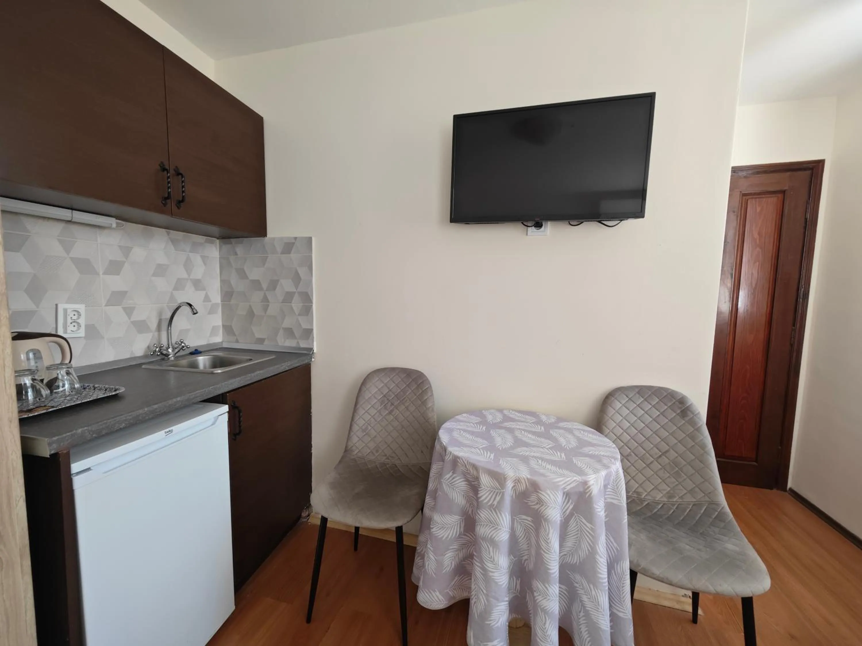 Seating area in Beatrix Suites